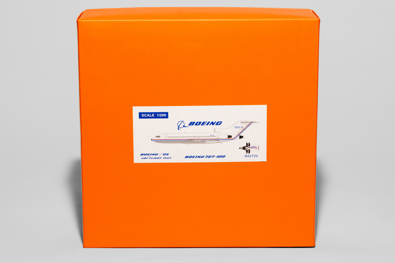 JC Wings 1:200 House Colors Boeing 727-100 N32720 UDF Flight Test/NASA XX20413