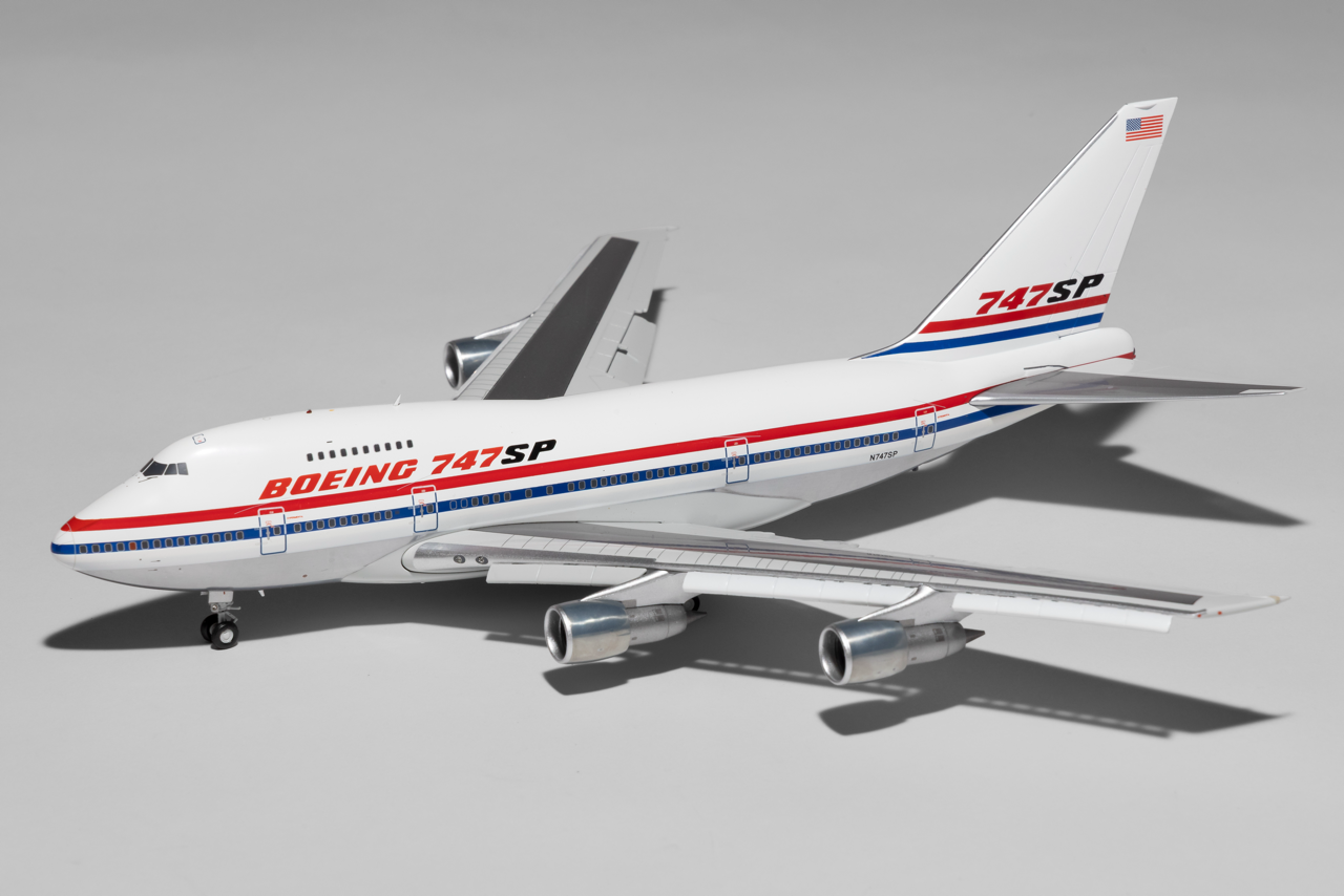 JC Wings 1:200 House Colors Boeing 747SP N747SP Flaps Down LH2458A