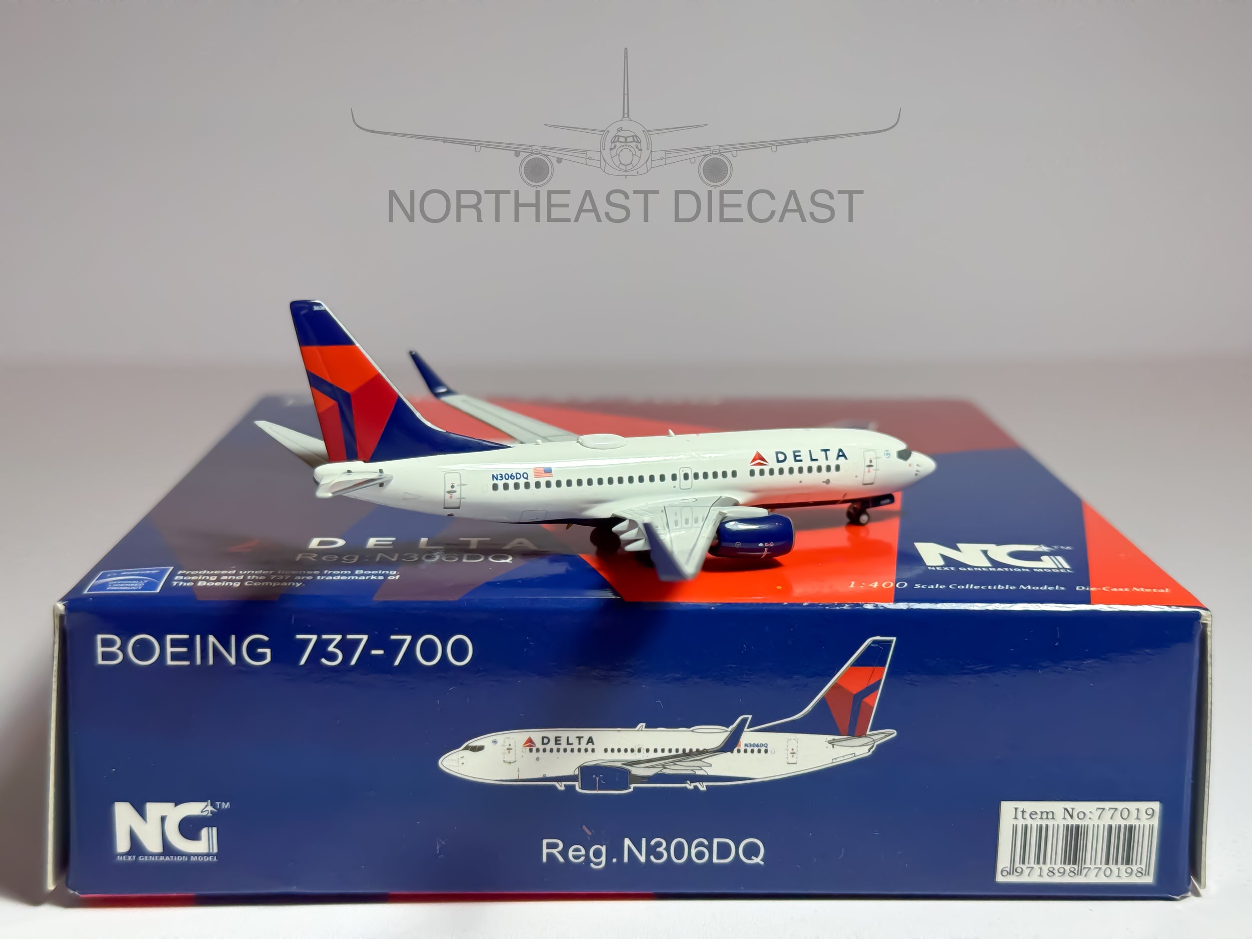 Delta Air Lines Boeing 737-700 1:400 NG Models N306DQ (77019)