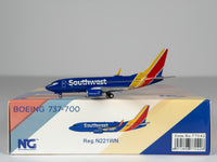 Southwest Airlines Boeing 737-700 1:400 NG Models N221WN (77042)