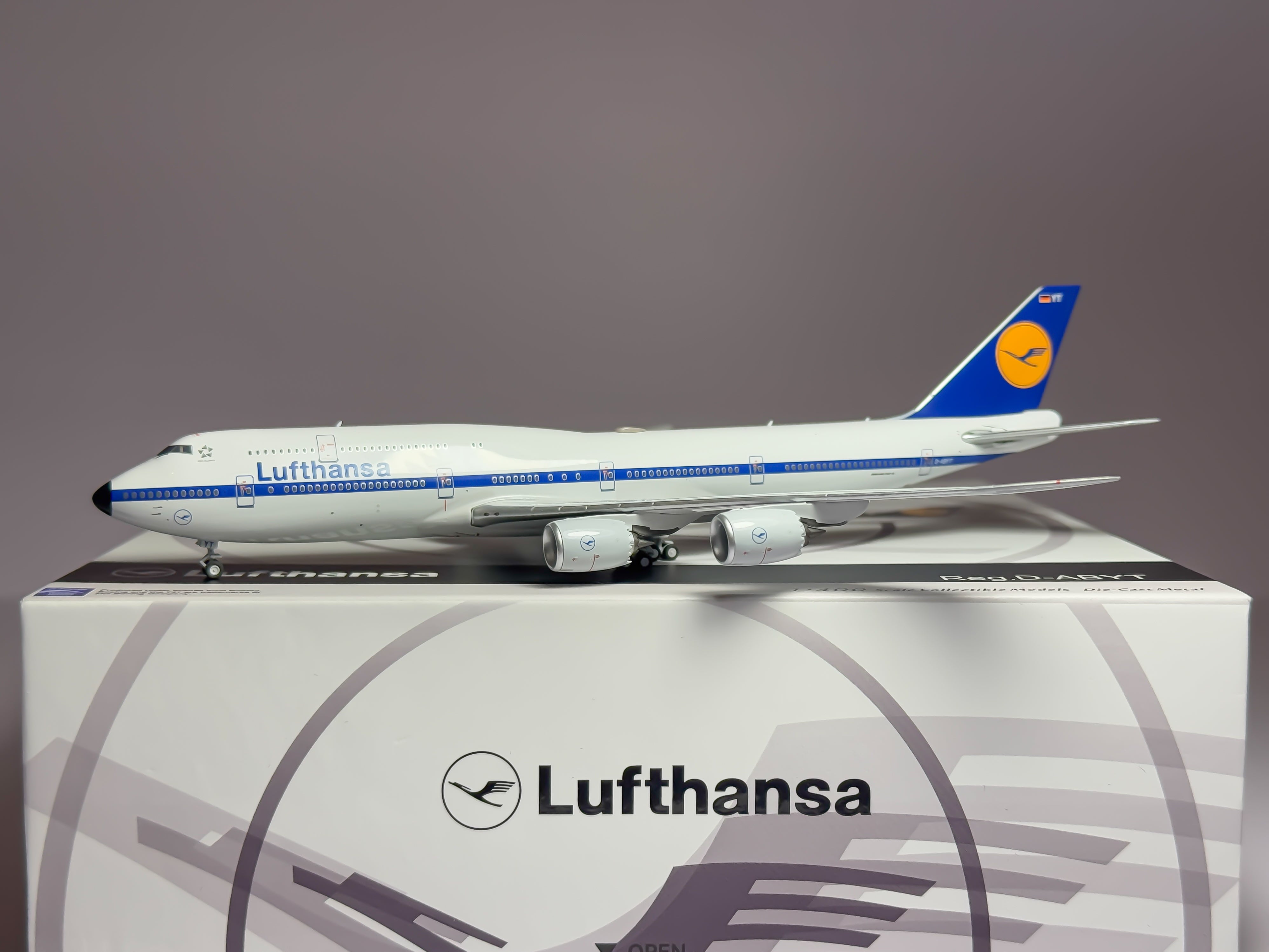 Lufthansa Boeing 747-8i 1:400 NG Models D-ABYT (78016)