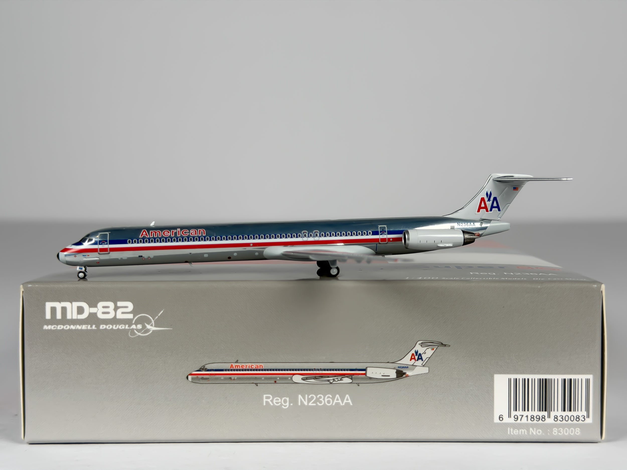 American Airlines McDonnell Douglas MD-82 1:400 NG Models N236AA (83008)