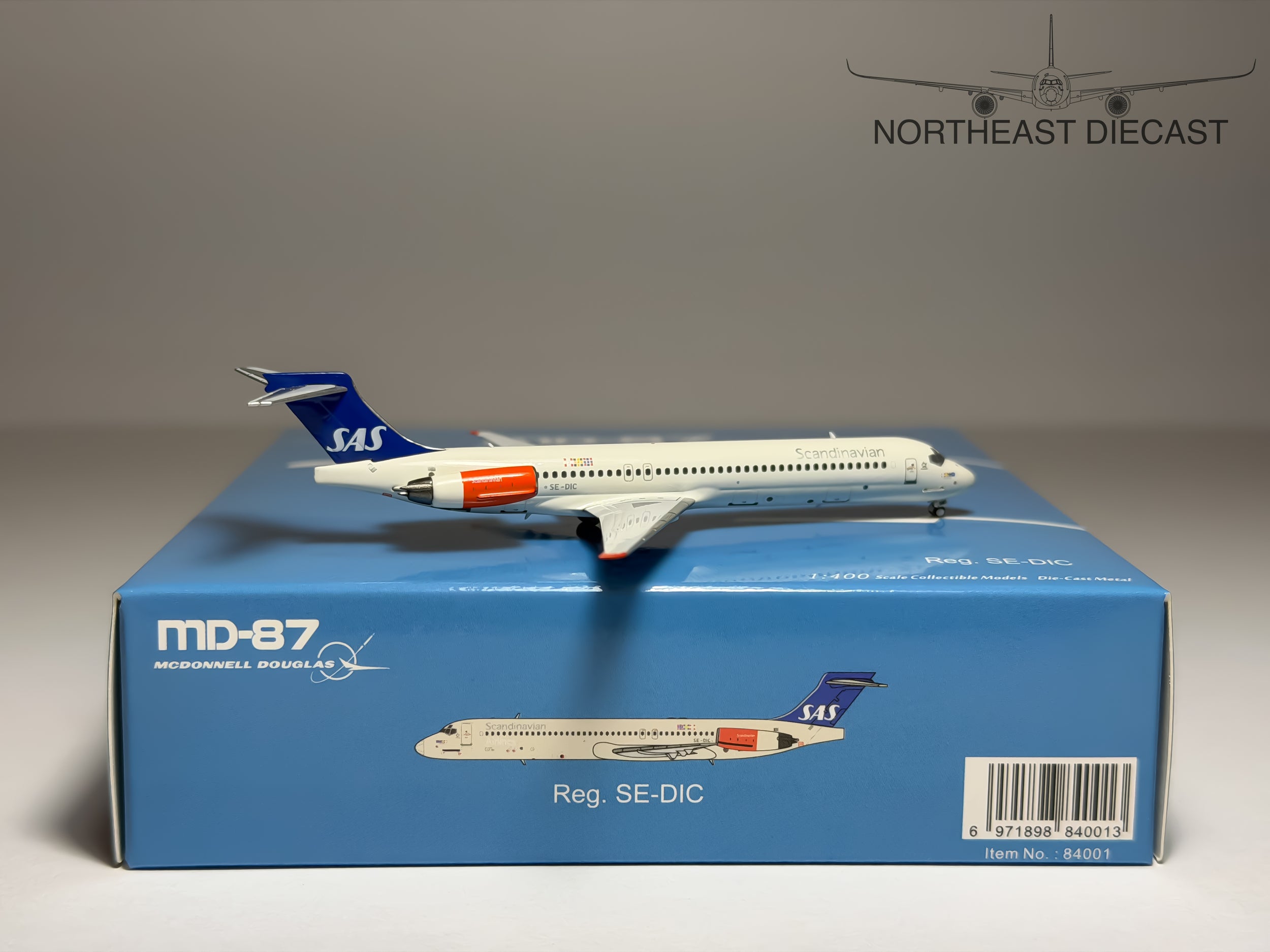 SAS Scandinavian Airlines McDonnell Douglas MD-87 1:400 NG Models SE-DIC (84001)