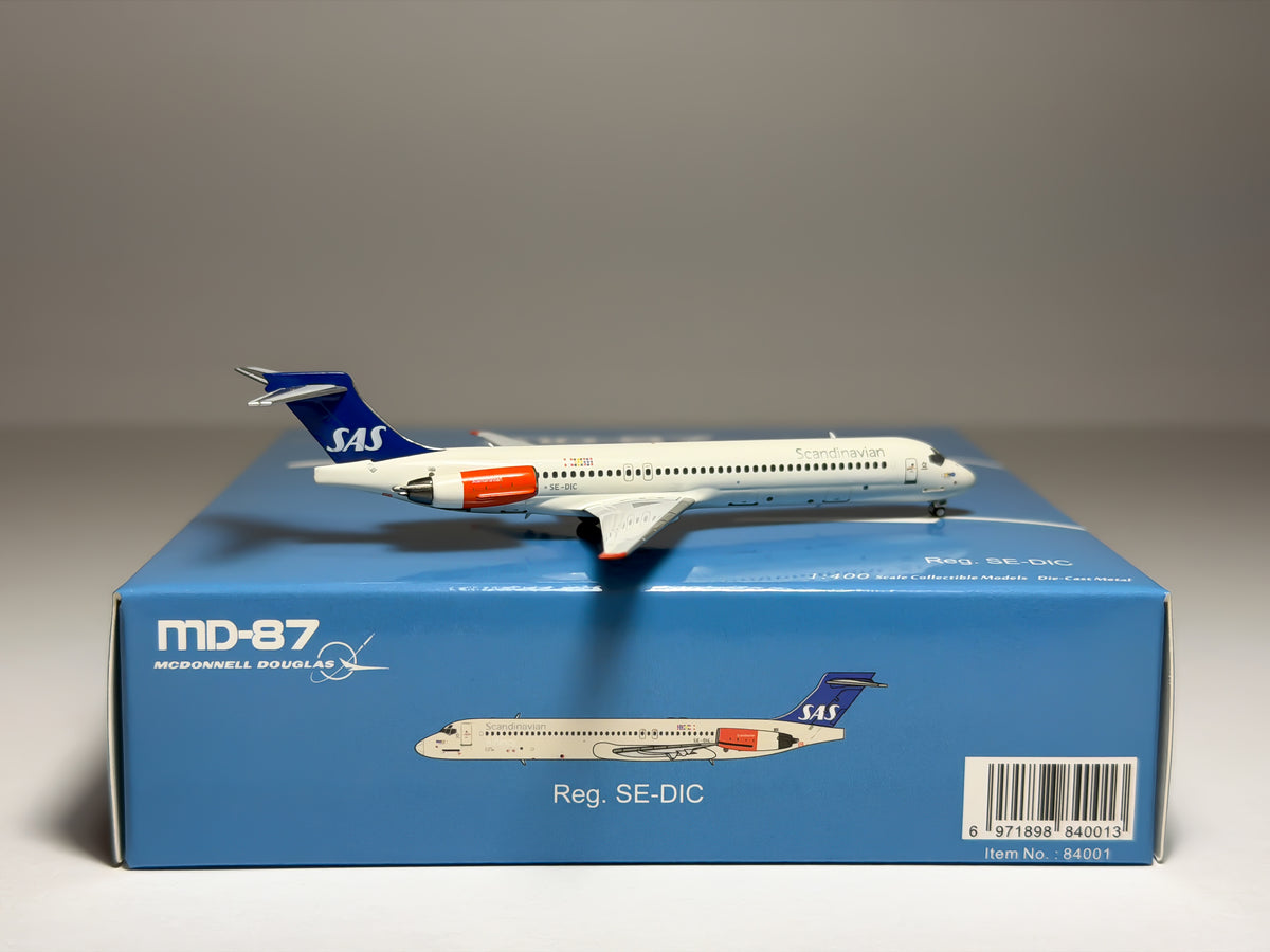 SAS Scandinavian Airlines McDonnell Douglas MD-87 1:400 NG Models SE-DIC (84001)