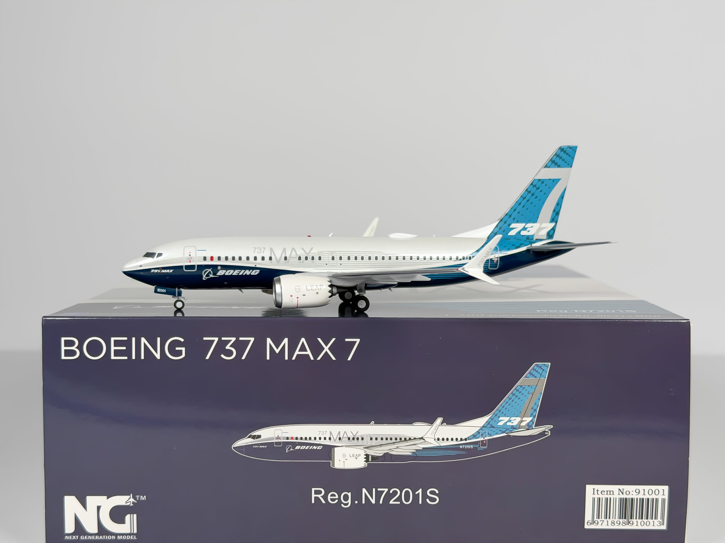 Boeing House Boeing 737 MAX 7 1:200 NG Models N7201S (91001)