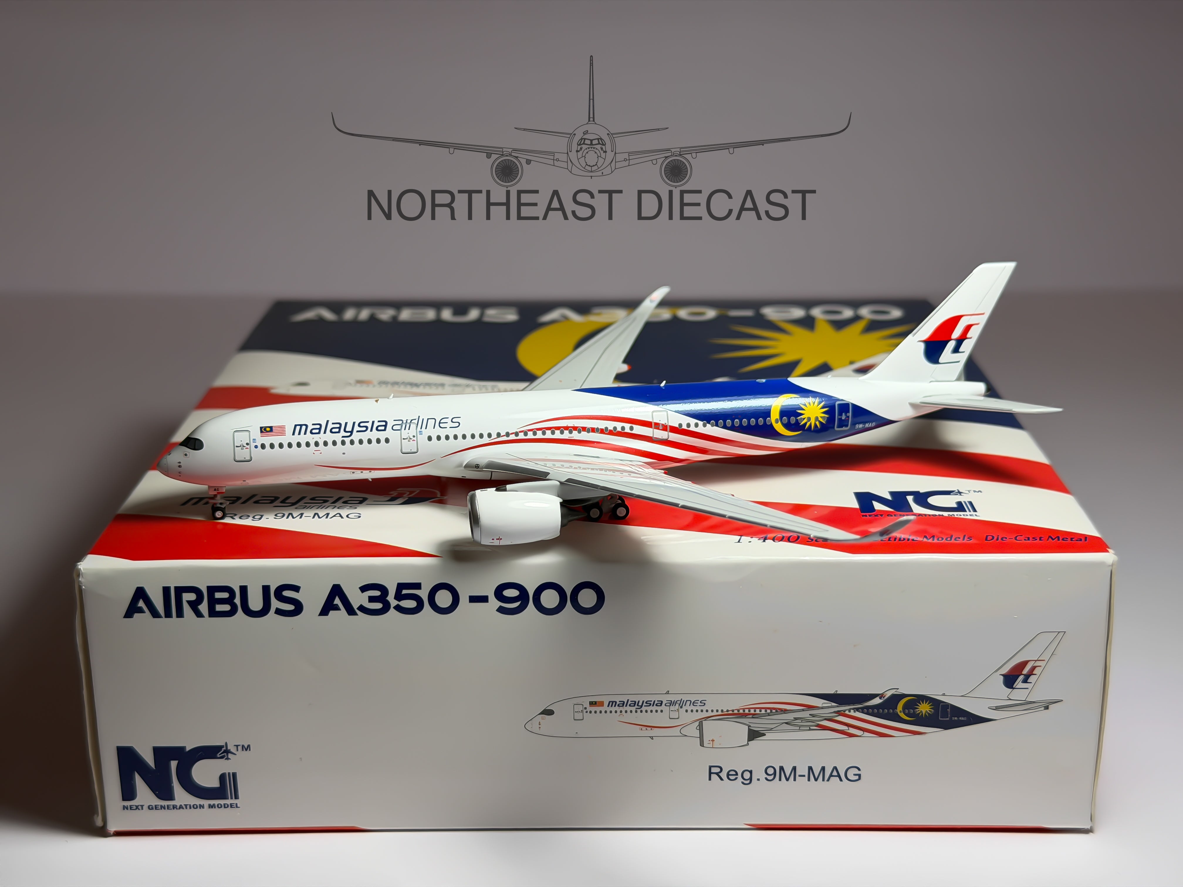 Malaysia Airlines Airbus A350-900 1:400 NG Models 9M-MAG (NG39002)