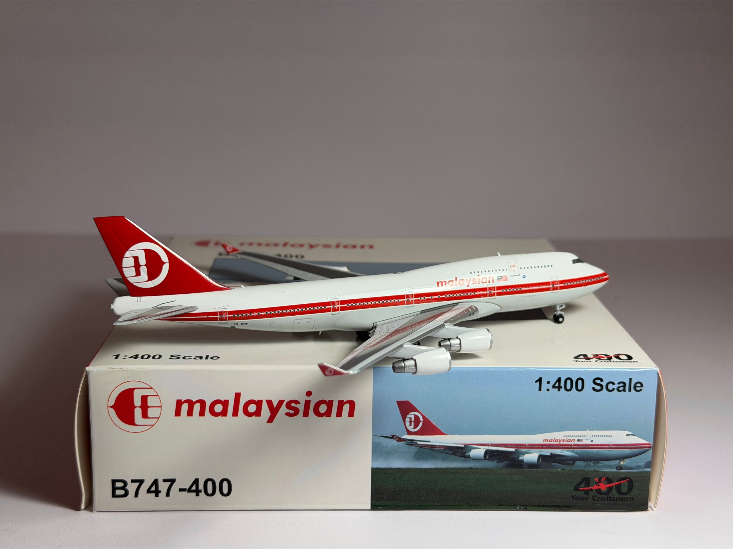 Malaysia Airlines Boeing 747-400 1:400 Aeroclassics 9M-MPP (BB4-2016-002)
