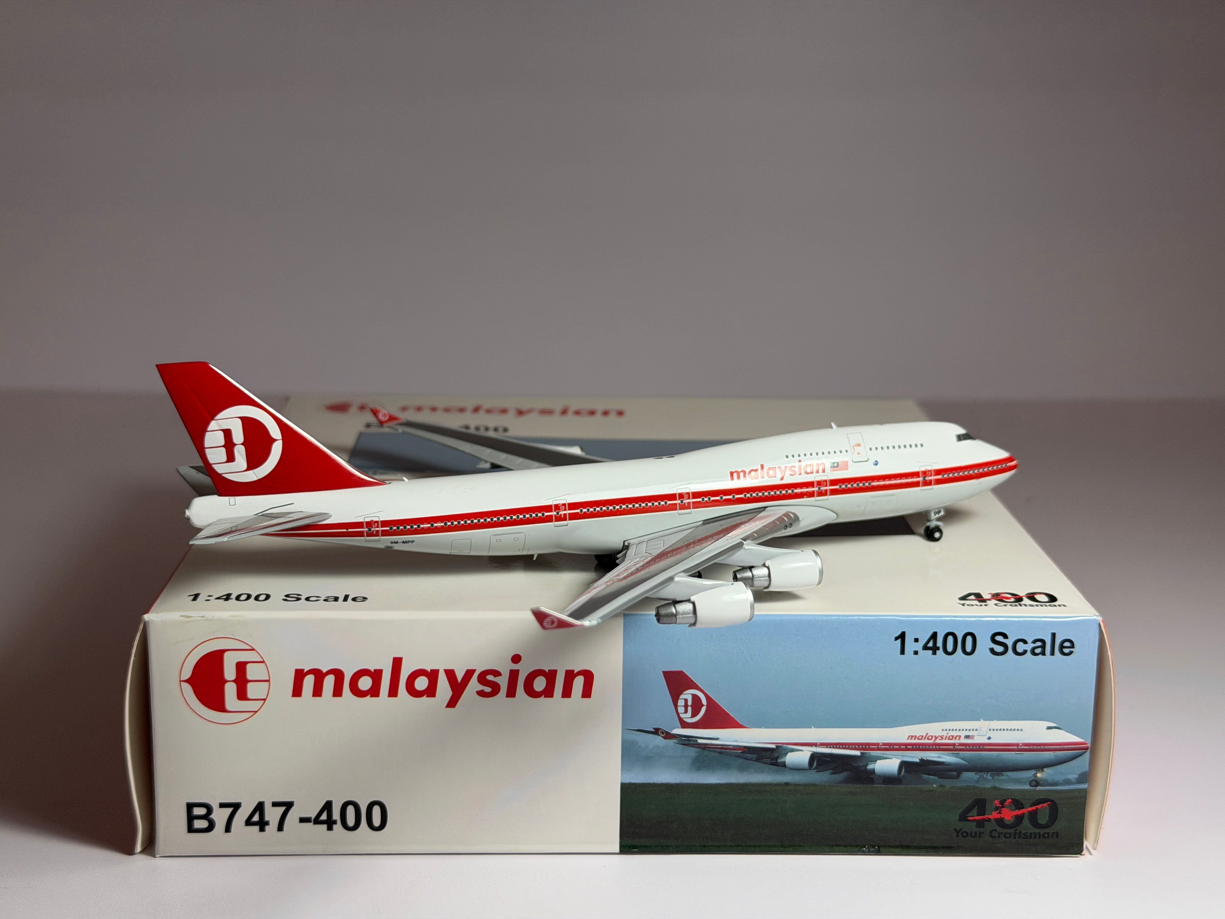 Malaysia Airlines Boeing 747-400 1:400 Aeroclassics 9M-MPP (BB4-2016-002)