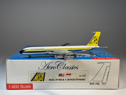 Aeroclassics 1:400 Malaysia & Singapore Boeing 707-320 9V-BFC AC9VBFC