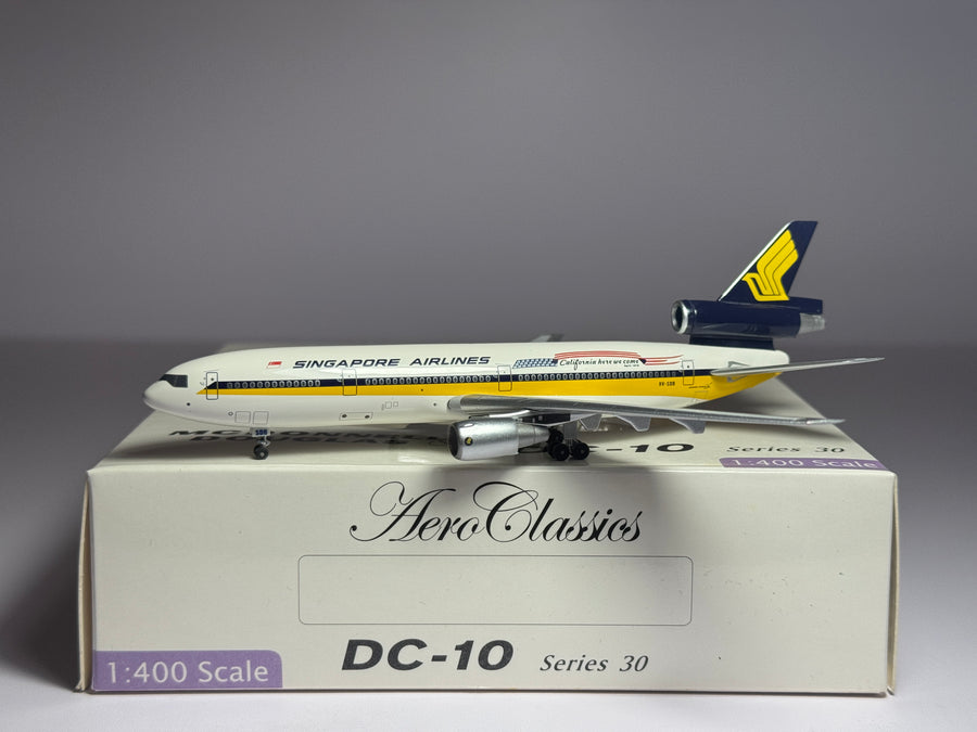 Aeroclassics 1:400 Singapore Airlines McDonnell Douglas DC-10-30 9V-SDB California Here We Come AC9VSDB