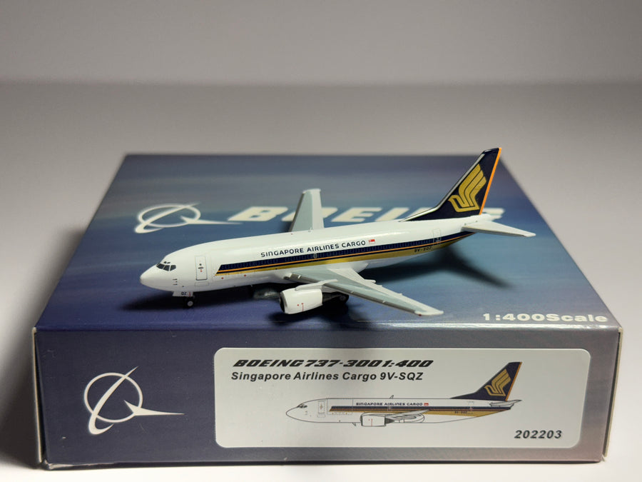 Panda Models 1:400 Singapore Airlines Boeing 737-300 9V-SQZ Cargo PM9VSQZ