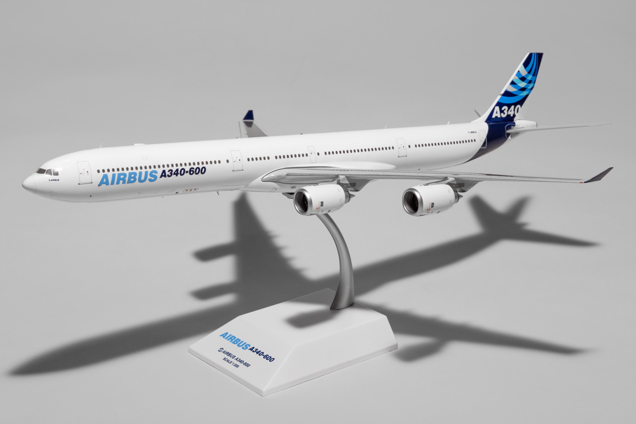 JC Wings 1:200 House Colors Airbus A340-600 F-WWCA Rollout LH2483