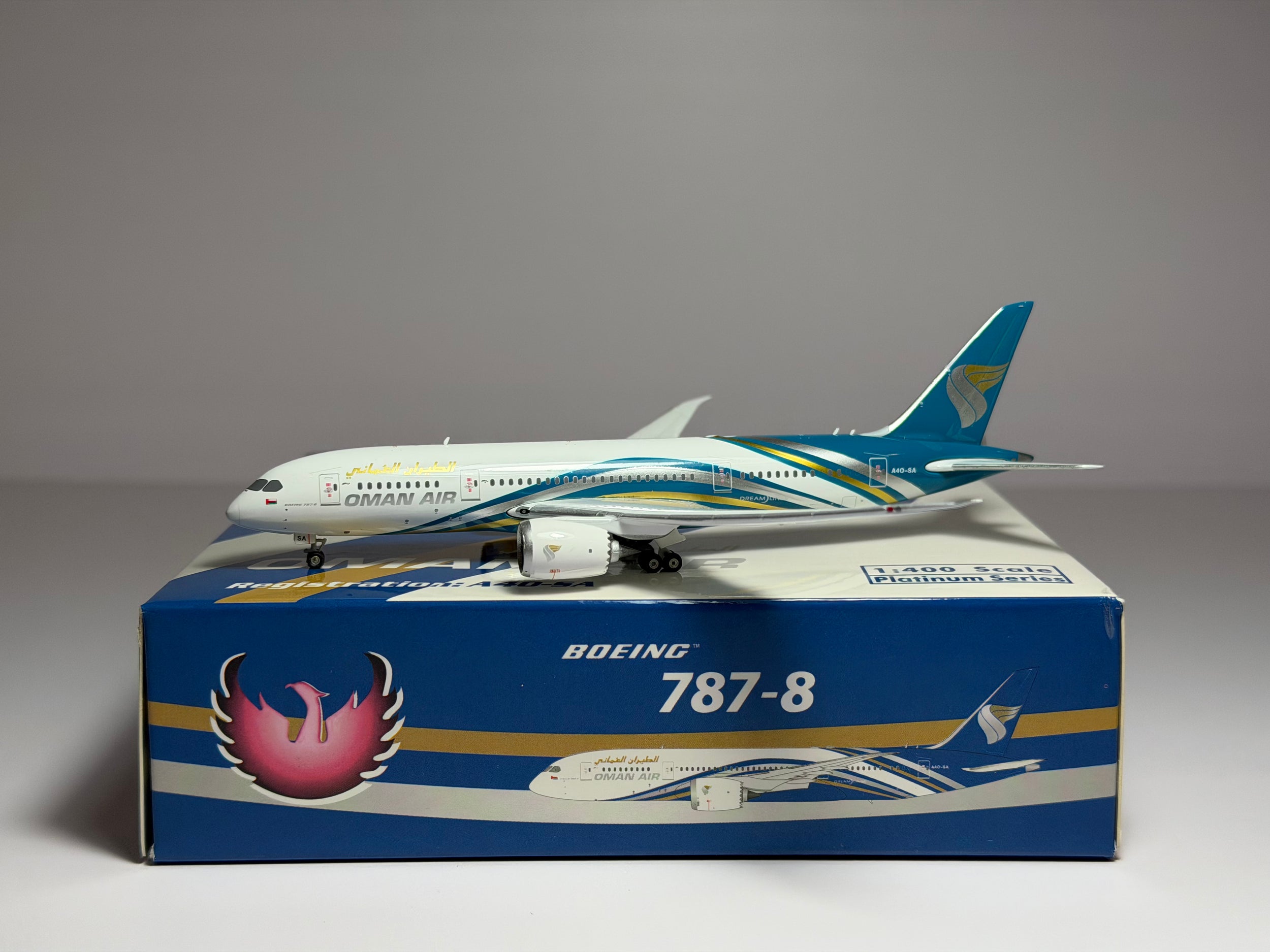 Phoenix Model 1:400 Oman Air Boeing 787-8 A4O-SA PH411208