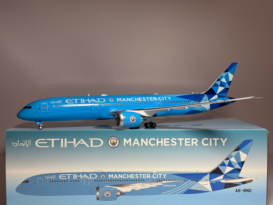 Inflight 1:200 Etihad Boeing 787-900 A6-BND Manchester City B-789-EY-ND