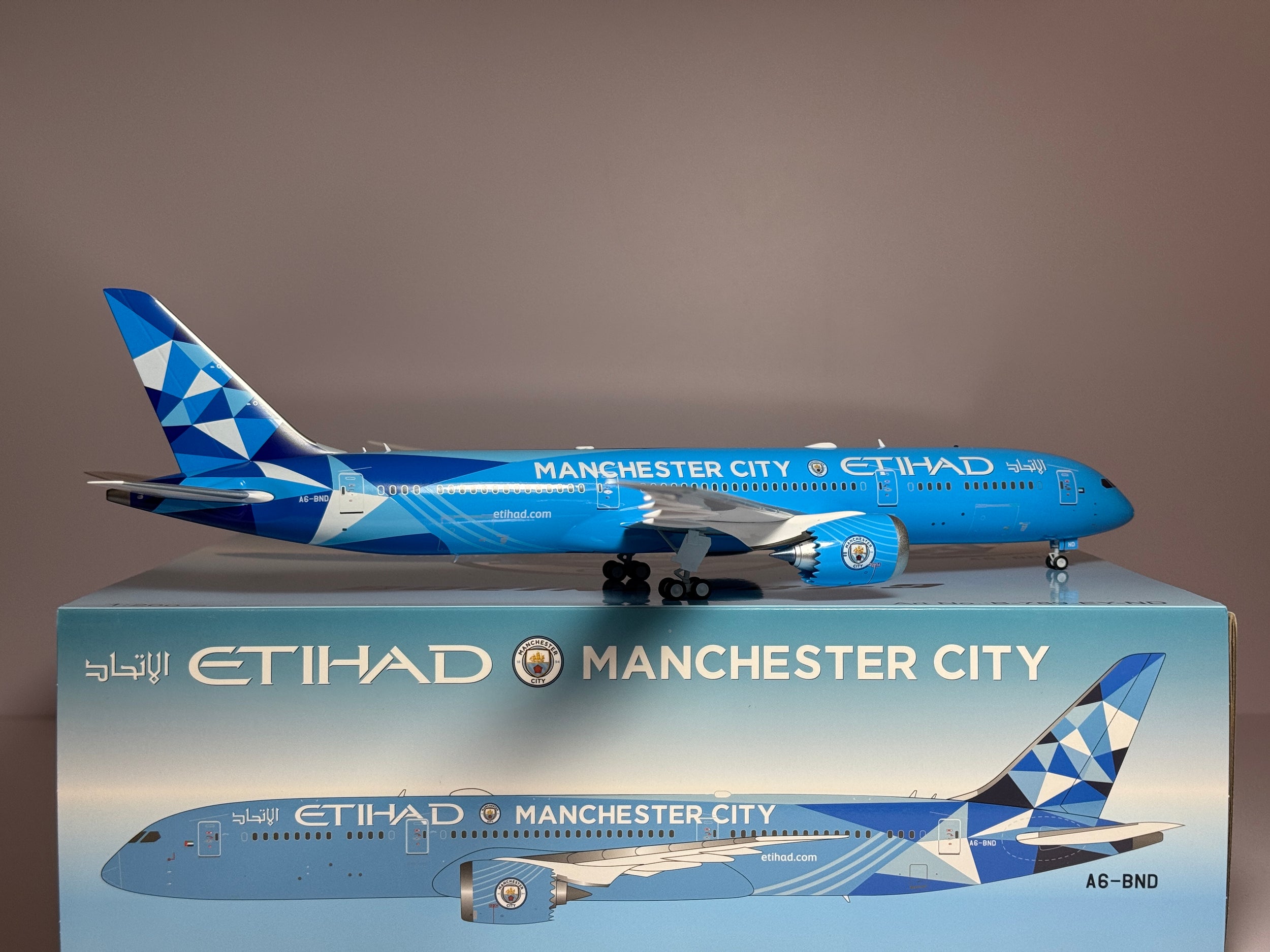 Inflight 1:200 Etihad Boeing 787-900 A6-BND Manchester City B-789-EY-ND
