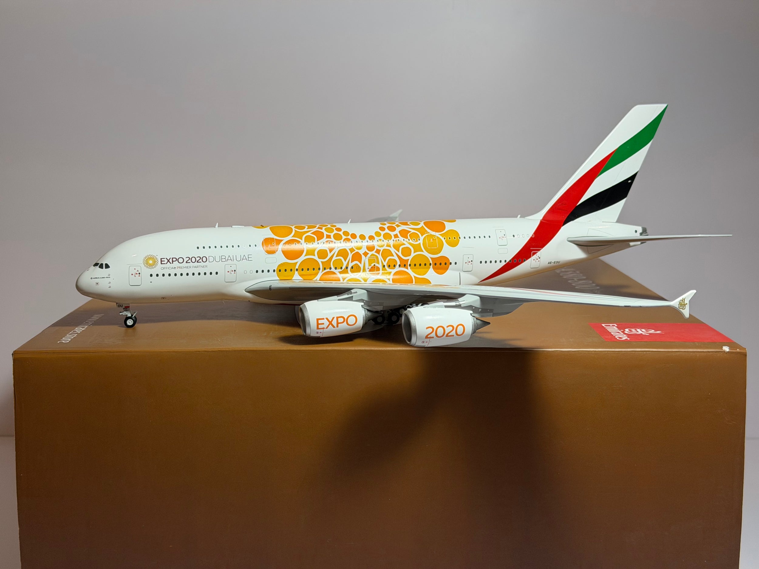 Gemini Jets 1:200 Emirates Airbus A380-800 A6-EOU Expo 2020 Orange G2UAE758