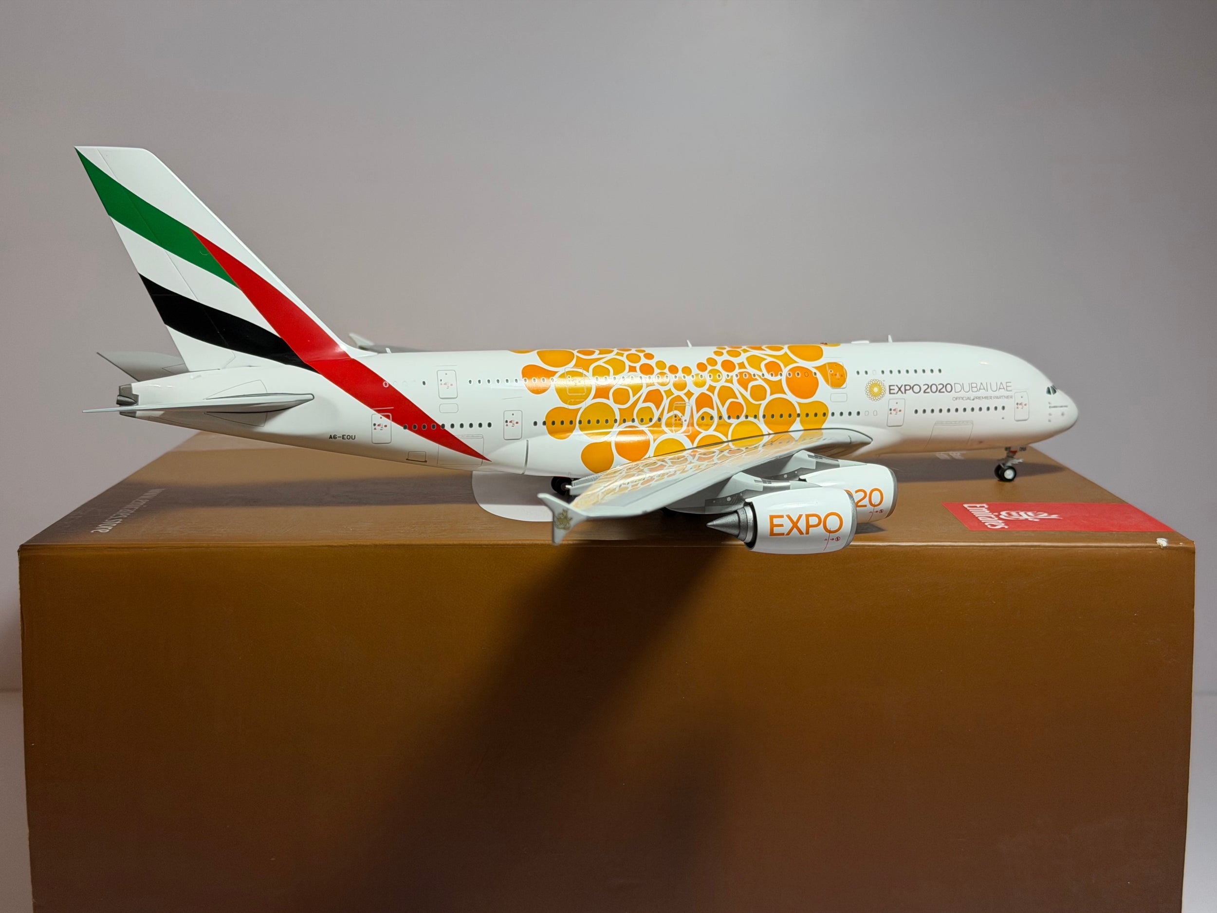 Gemini Jets 1:200 Emirates Airbus A380-800 A6-EOU Expo 2020 Orange G2UAE758