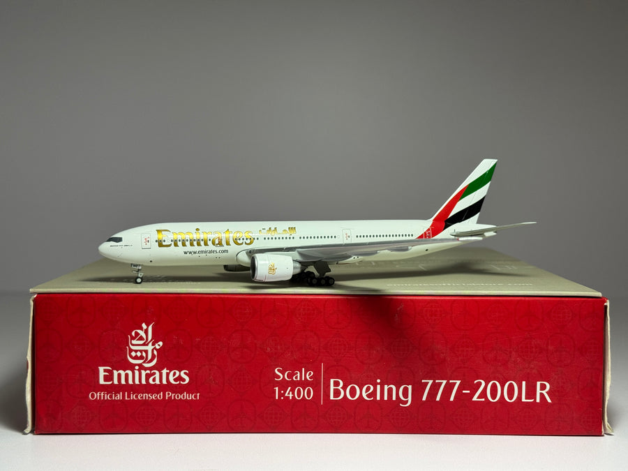 Gemini Jets 1:400 Emirates Boeing 777-200LR A6-EWE GJUAE1352