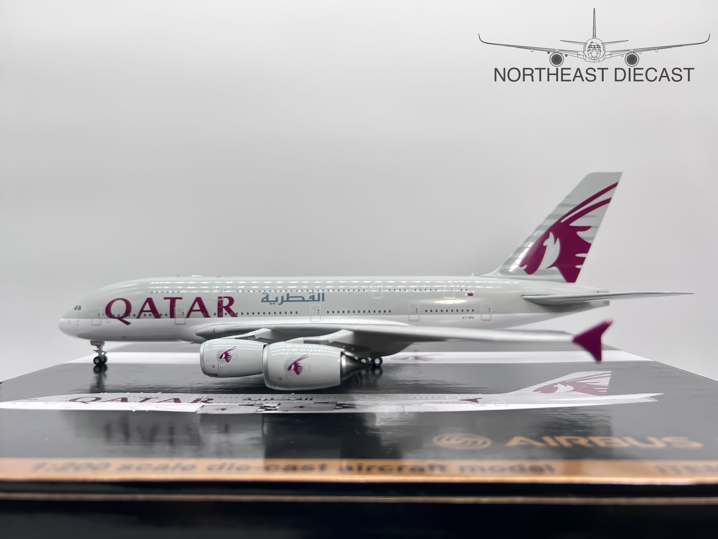 Qatar Airways Airbus A380-800 1:200 Gemini Jets A7-APA (G2QTR425)