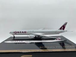 Gemini Jets 1:200 Qatar Airways Boeing 777-300ER A7-BAC current colors G2QTR477