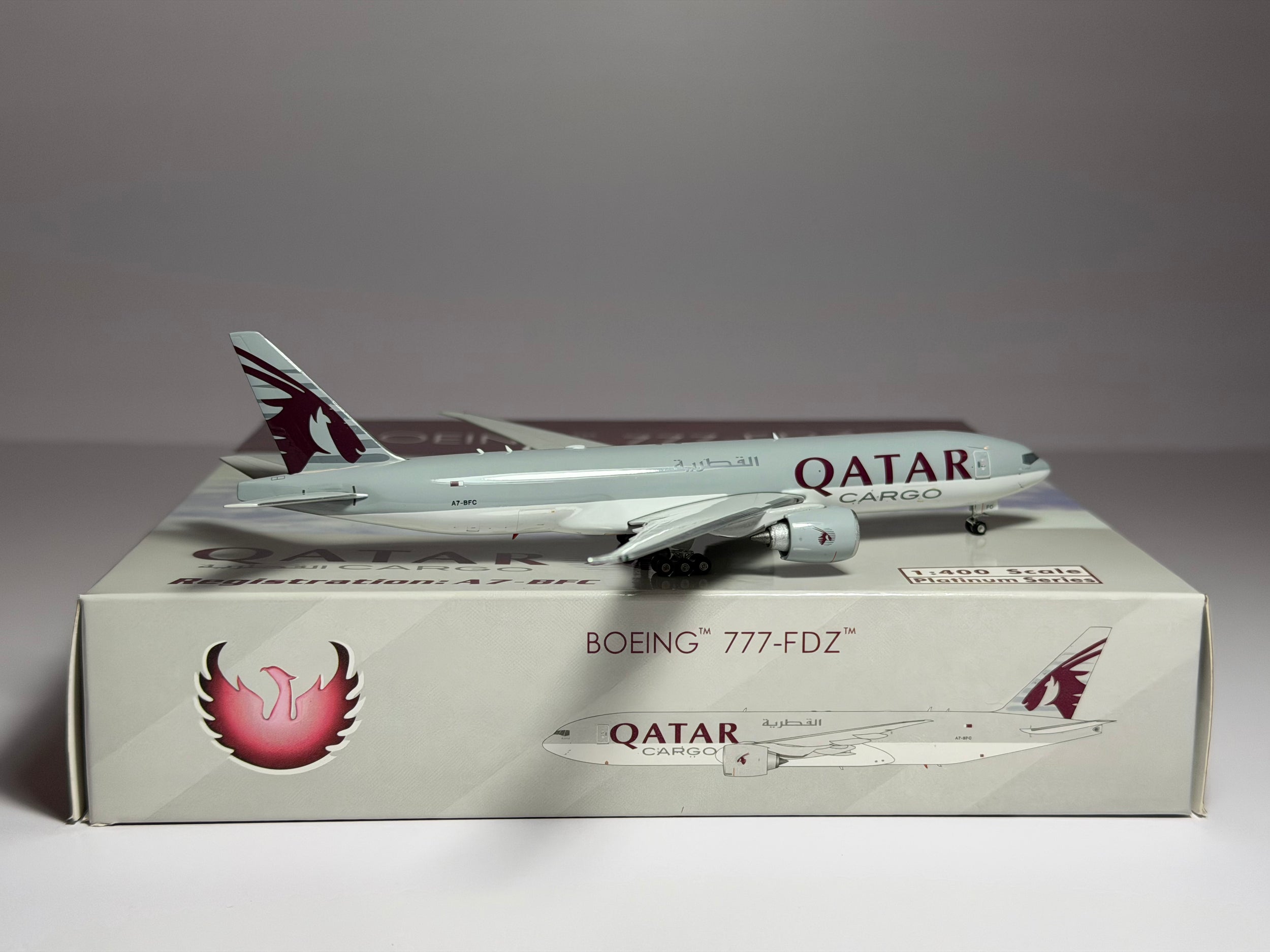 Phoenix Model 1:400 Qatar Cargo Boeing 777-FDZ A7-BFC PH411611