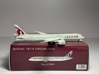 NG Model 1:400 Qatar Airways Boeing 787-9 A7-BHH current colors NG55106