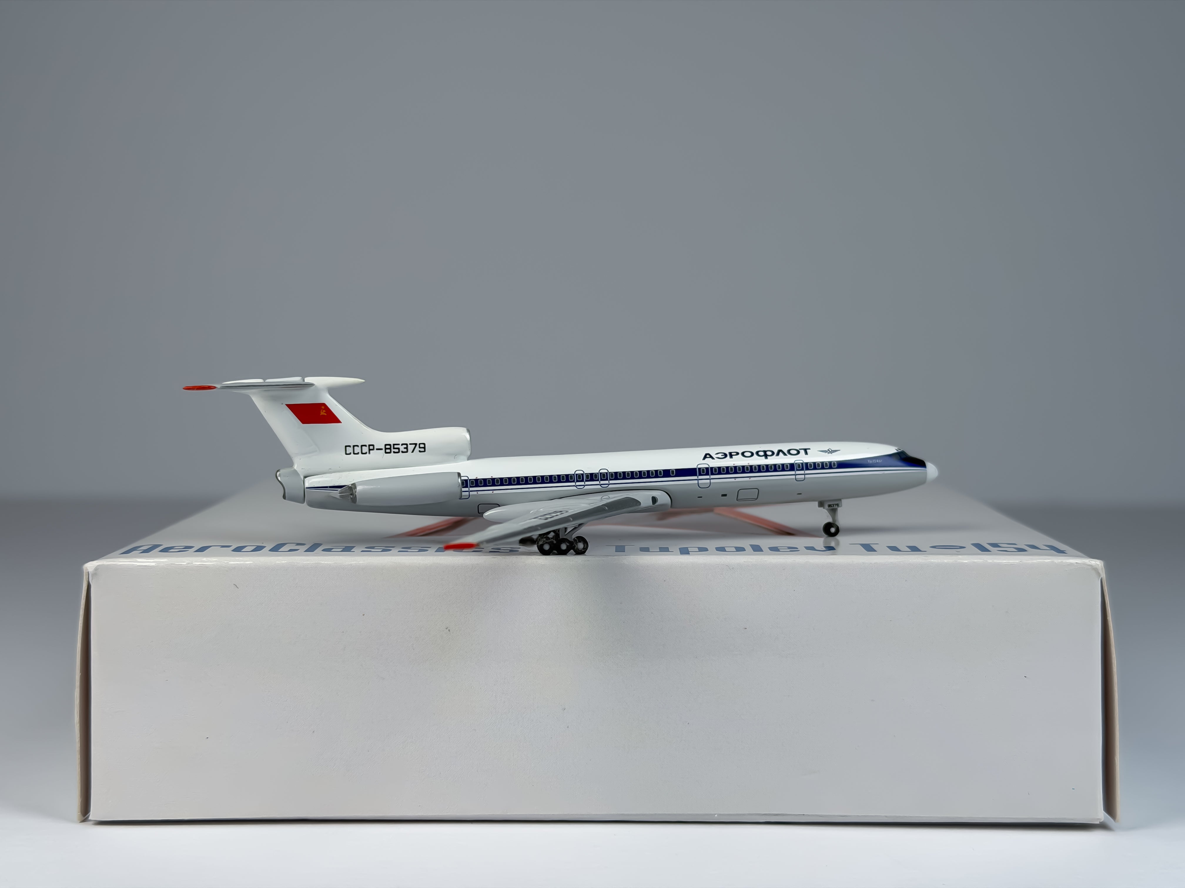 Aeroflot Tupolev TU-154B 1:400 Aeroclassics CCCP-85379 (AC18047)