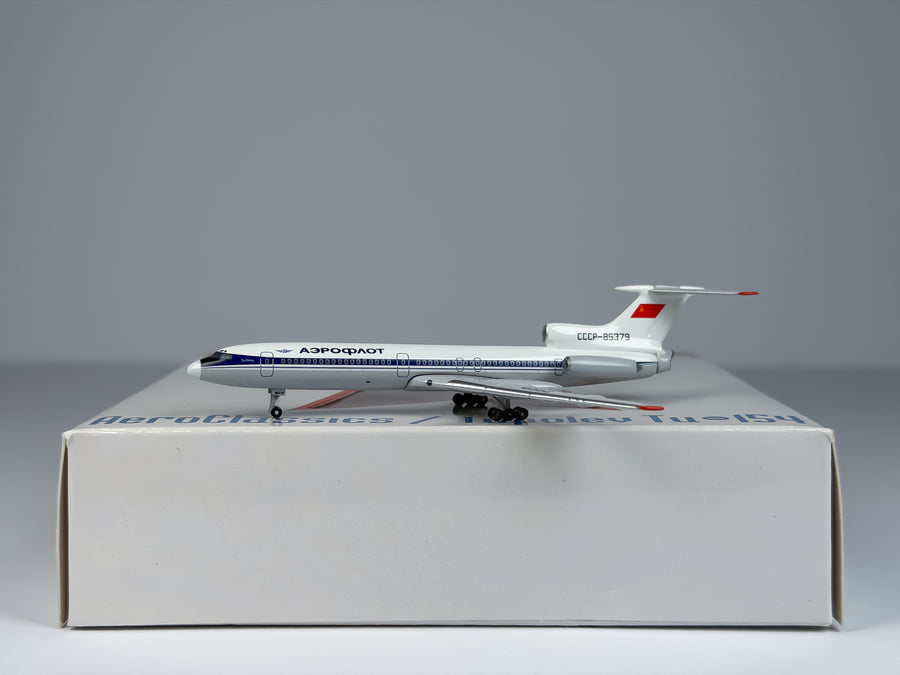 LOT Polish Airlines Tupolev TU-154B 1:400 Aeroclassics CCCP-85331 (AC18055)