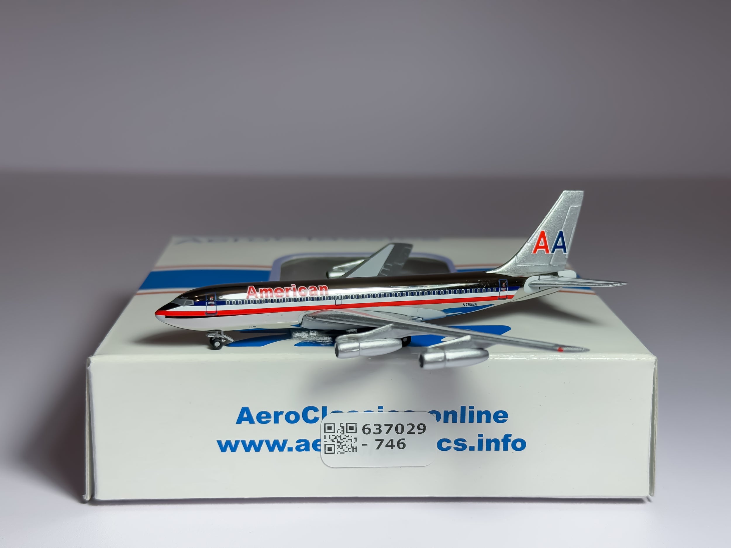 American Airlines Boeing 720 1:400 Aeroclassics N7528A (AC18062E)
