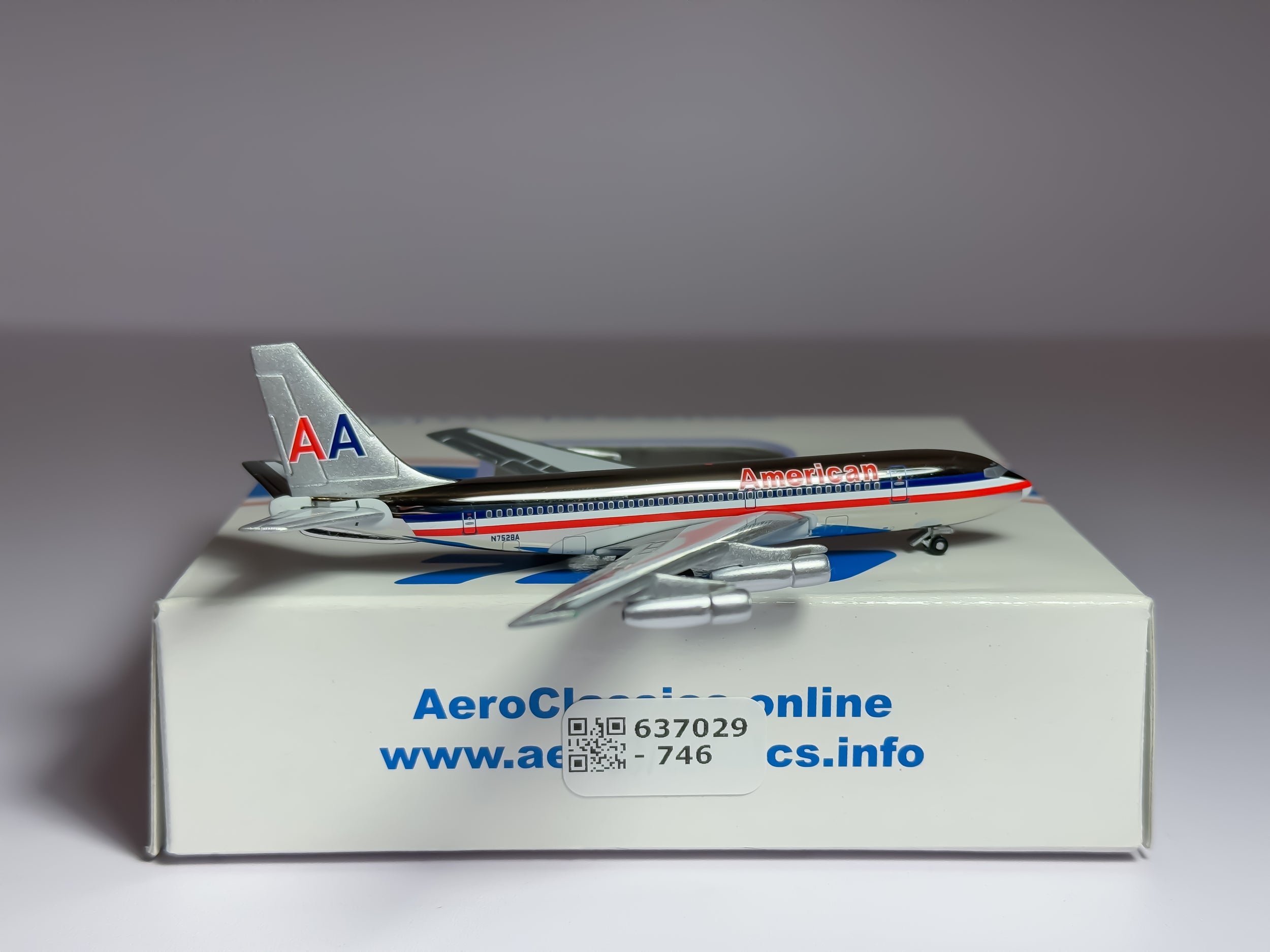 American Airlines Boeing 720 1:400 Aeroclassics N7528A (AC18062E)