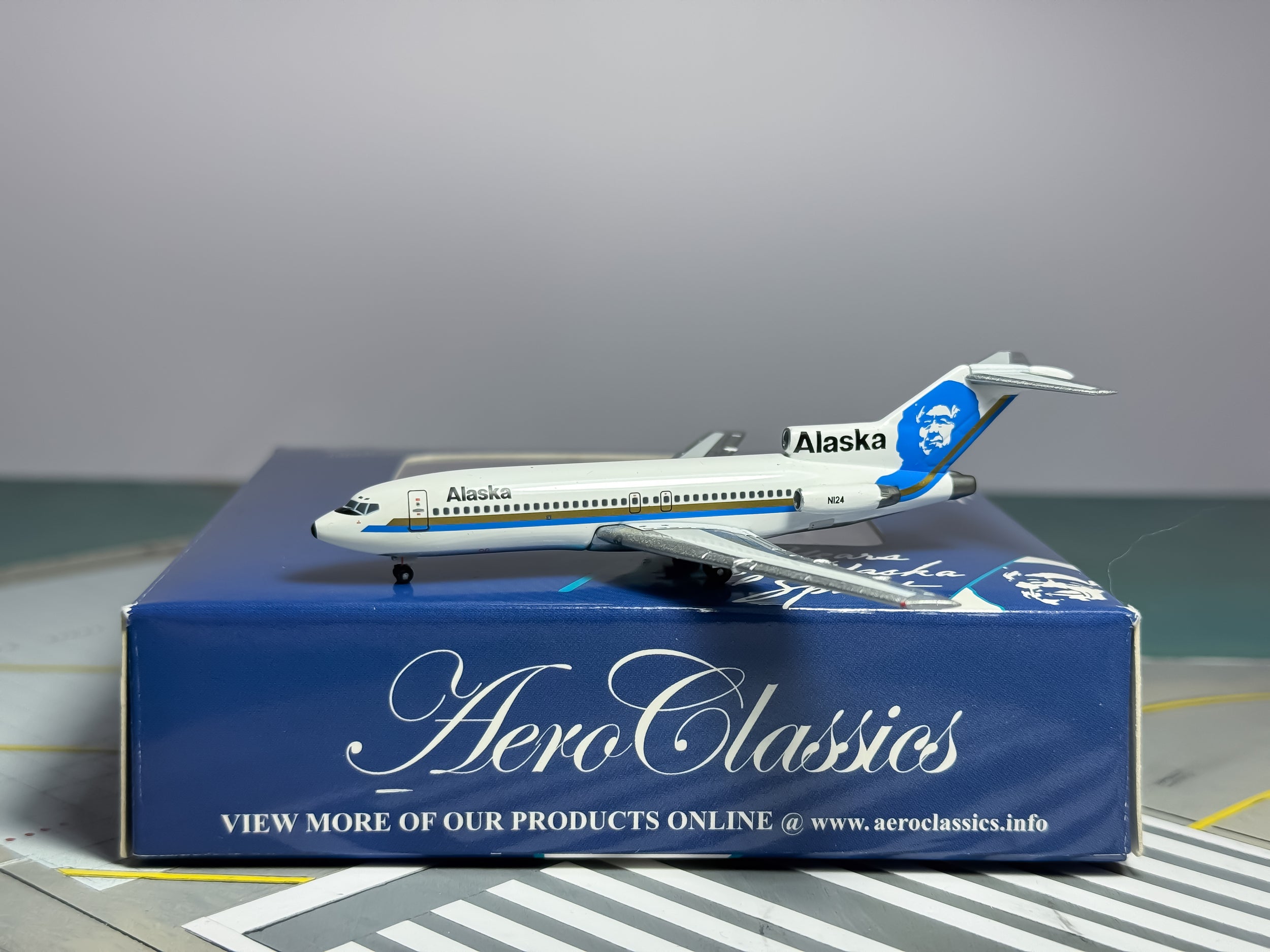 Alaska Airlines Boeing 727-100 1:400 Aeroclassics N124 (AC18079)