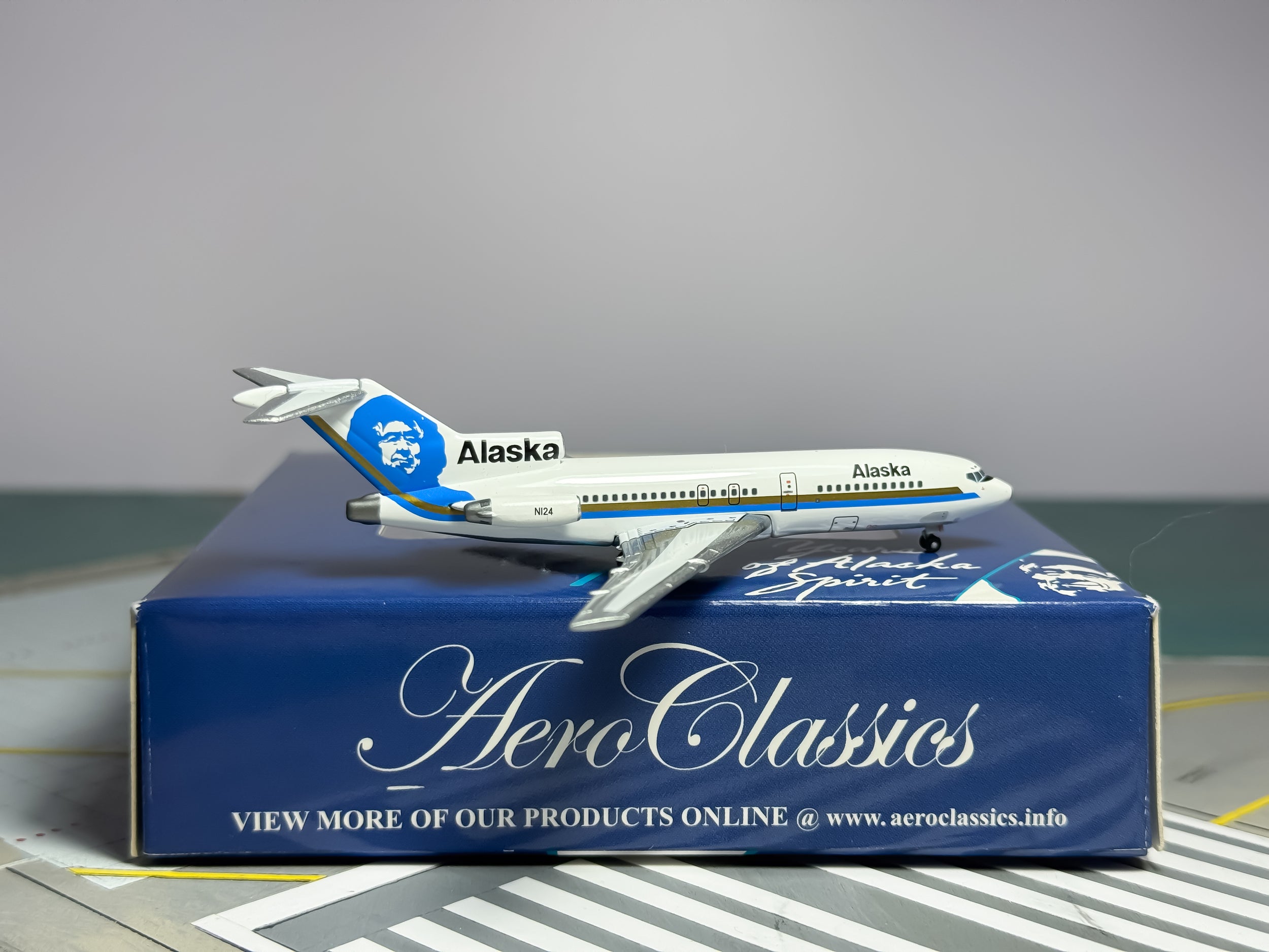 Alaska Airlines Boeing 727-100 1:400 Aeroclassics N124 (AC18079)