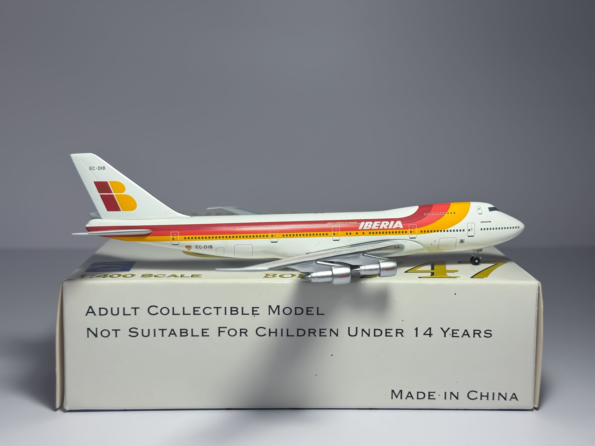 Iberia Airlines Boeing 747-200 1:400 Aeroclassics EC-DIB (AC18107)