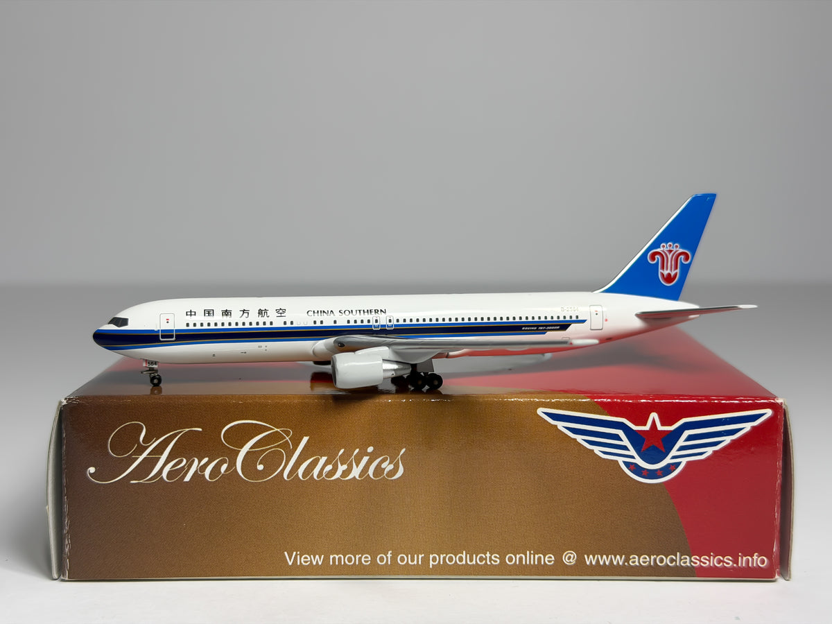 China Southern Boeing 767-300 1:400 Aeroclassics B-2564 (AC18115)