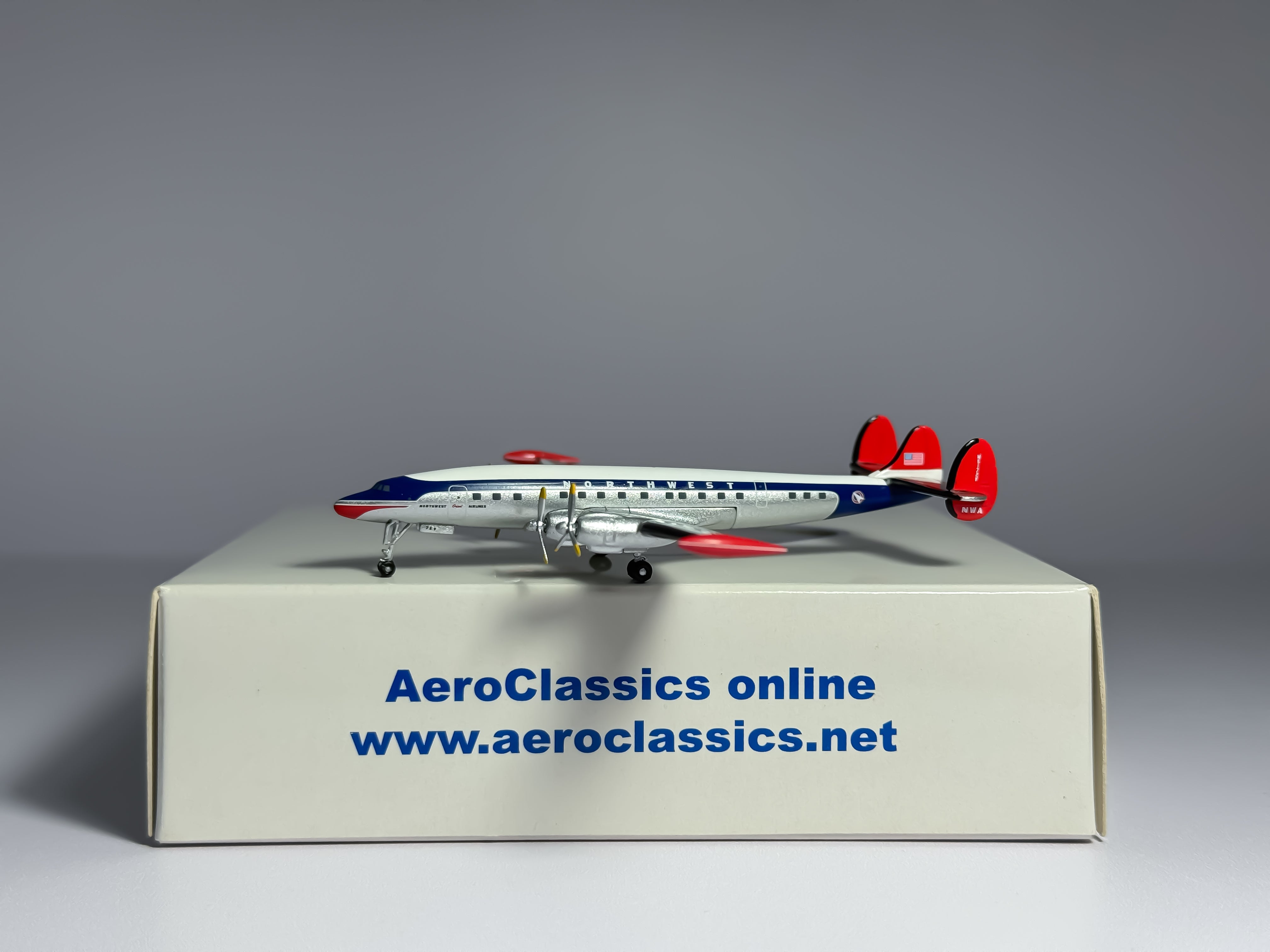 Northwest Airlines Lockheed L-1049 1:400 Aeroclassics N5172V (AC18295)