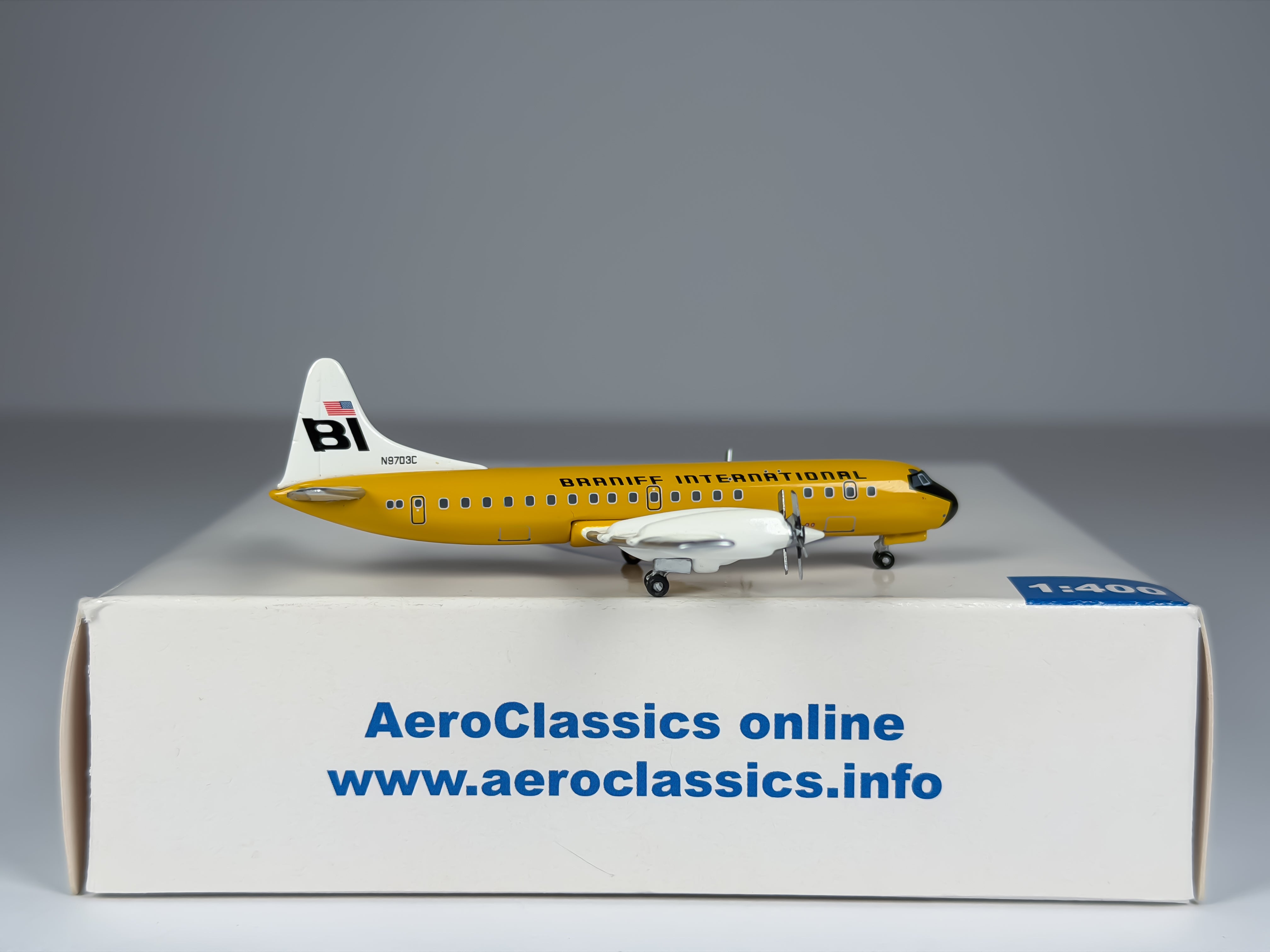 Braniff International Lockheed L-188 Electra 1:400 Aeroclassics N9703C (AC18305A)