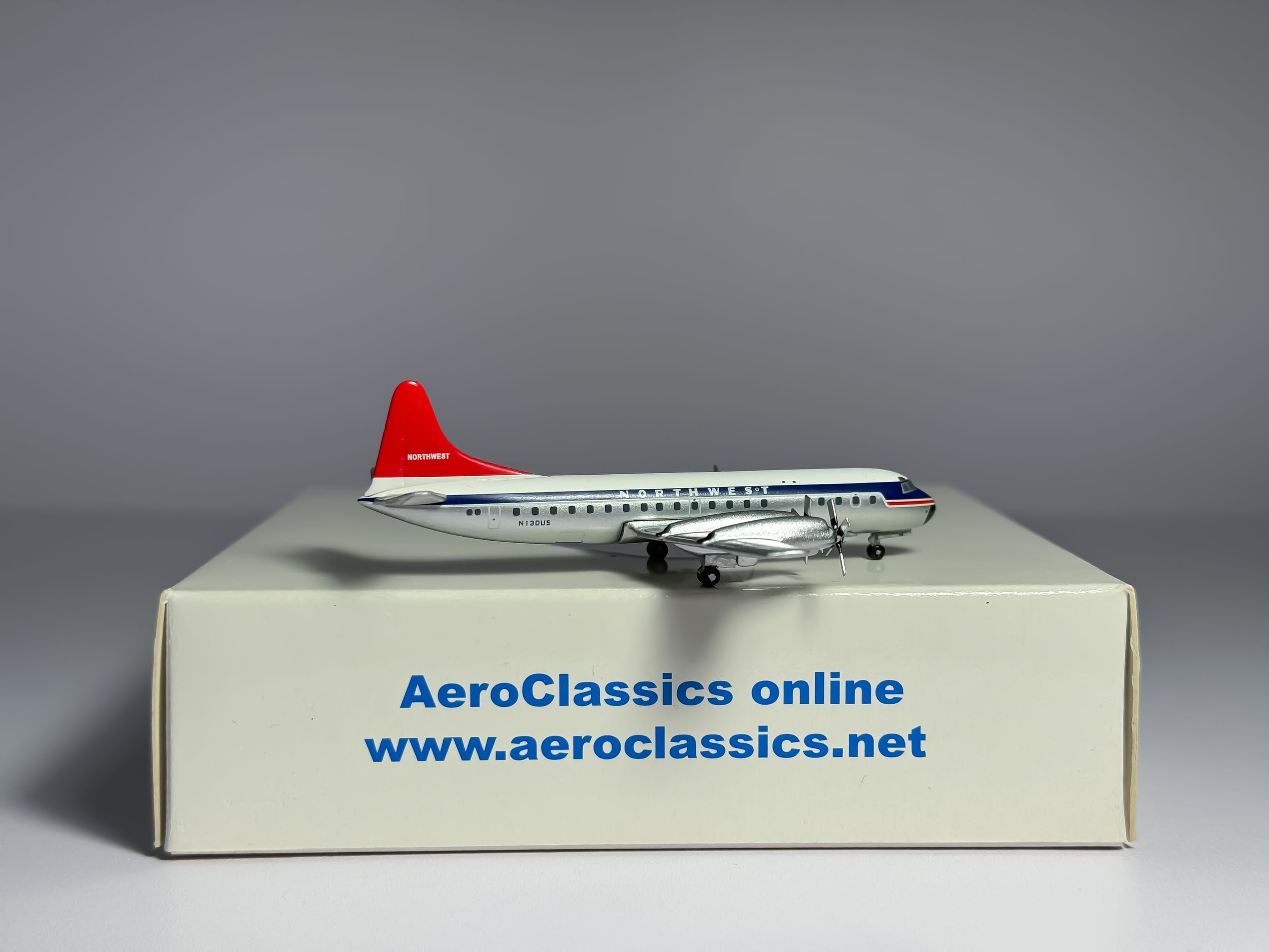 Northwest Airlines Lockheed L-188 Electra 1:400 Aeroclassics N130US (AC18311)