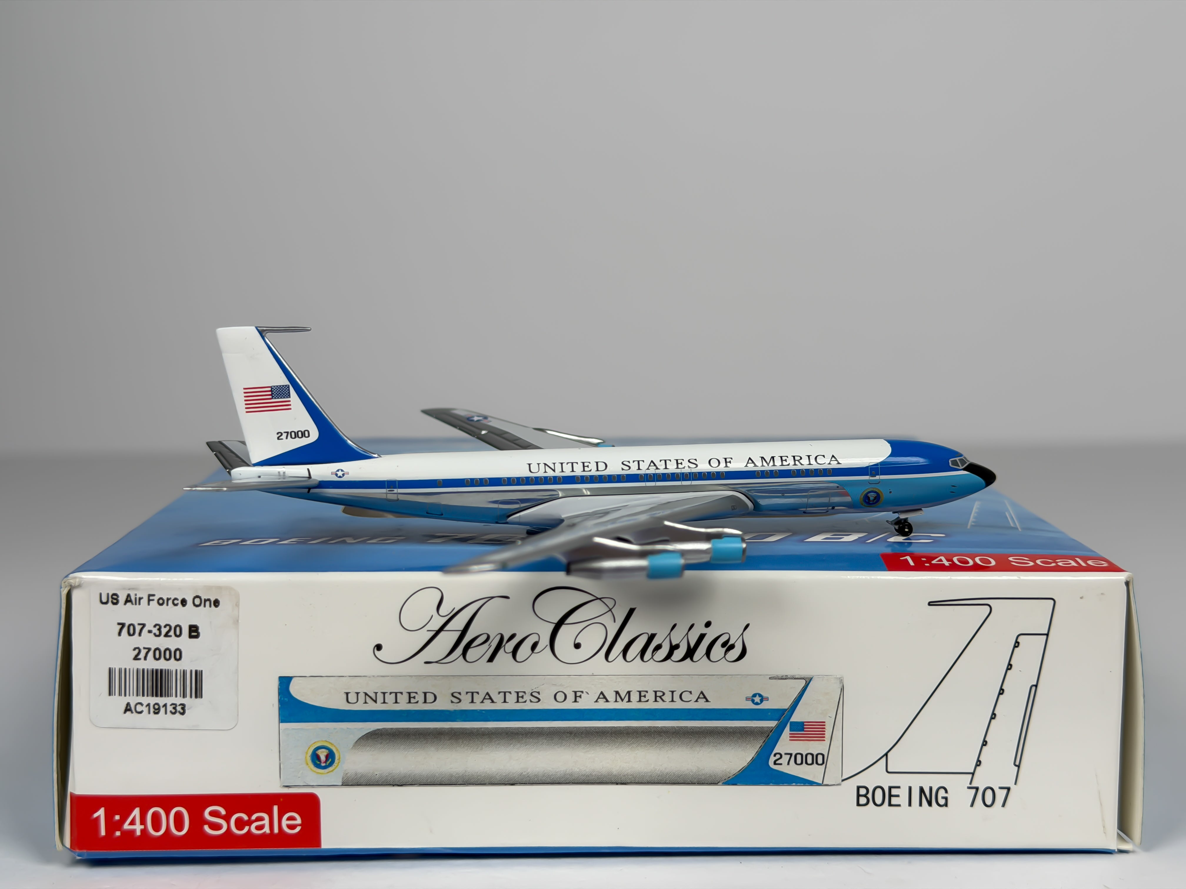 U.S Air Force (USAF) Boeing 707 (VC-137) 1:400 Diecast Aircraft