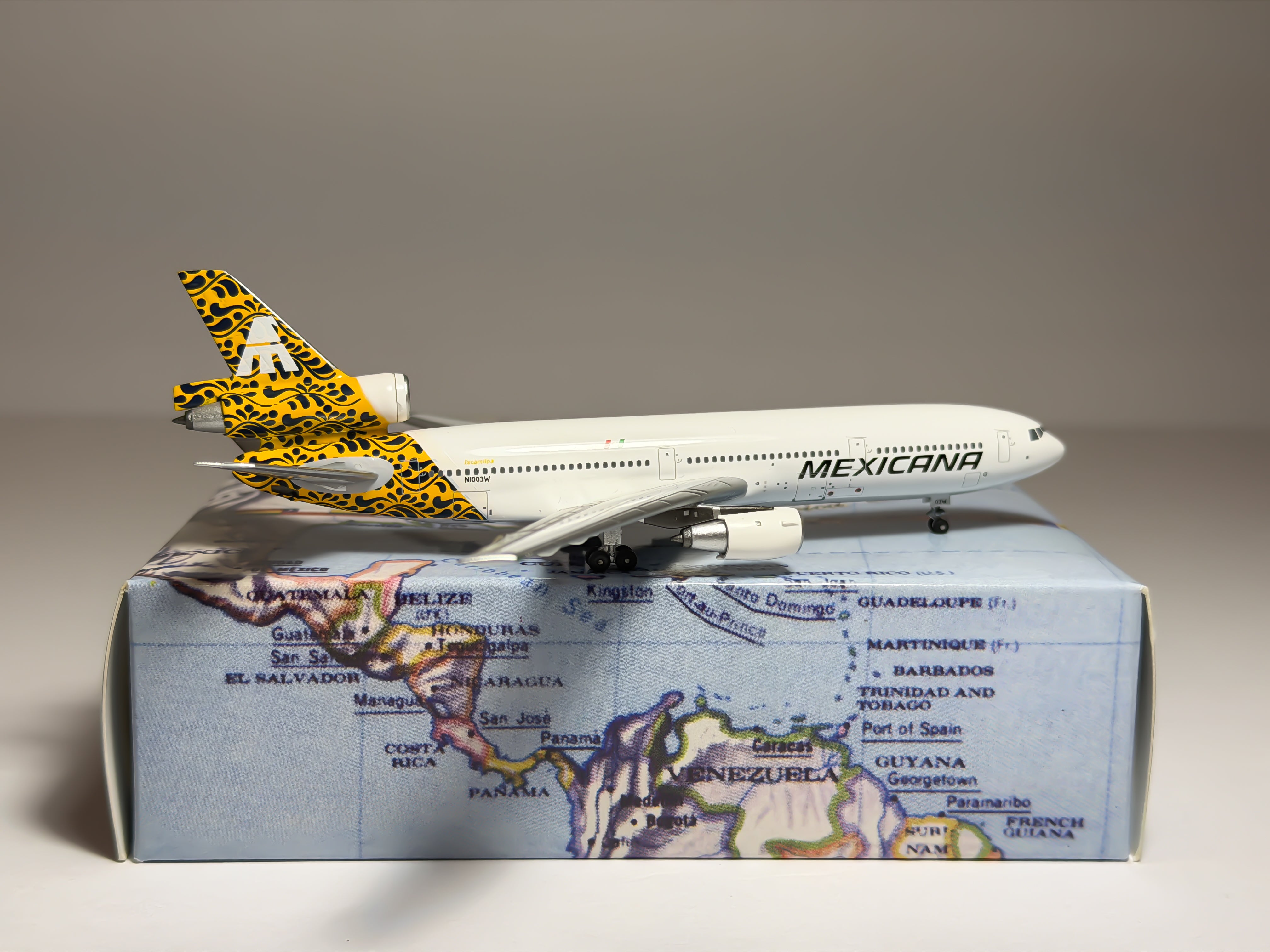 Mexicana McDonnell Douglas DC-10-10 1:400 Aeroclassics N1003W (AC19134)
