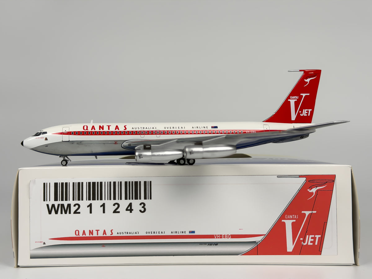 Qantas Airways Boeing 707-100 1:200 AeroClassics VH-EBG (AC211243)