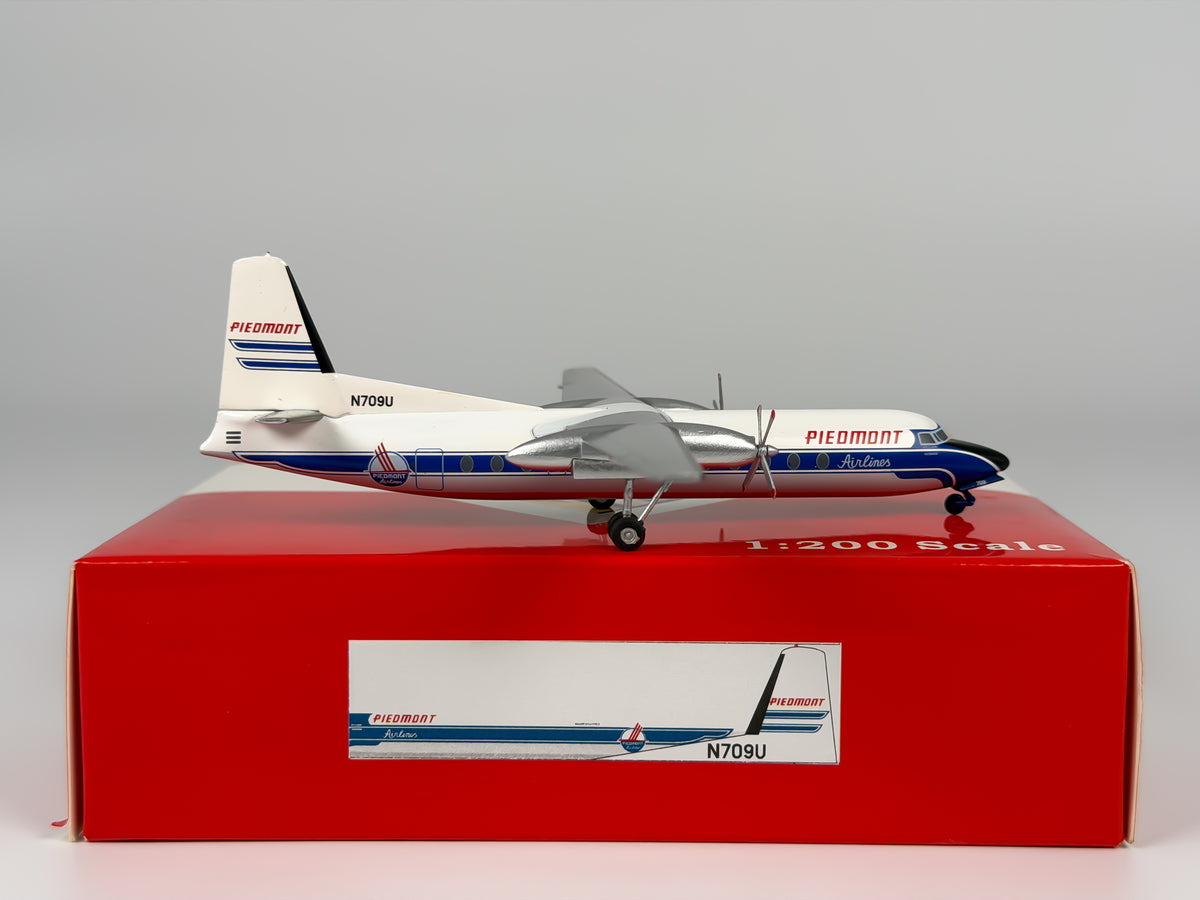 Piedmont Airlines Fairchild Hiller FH-227 1:200 Aeroclassics N709U (AC219452)