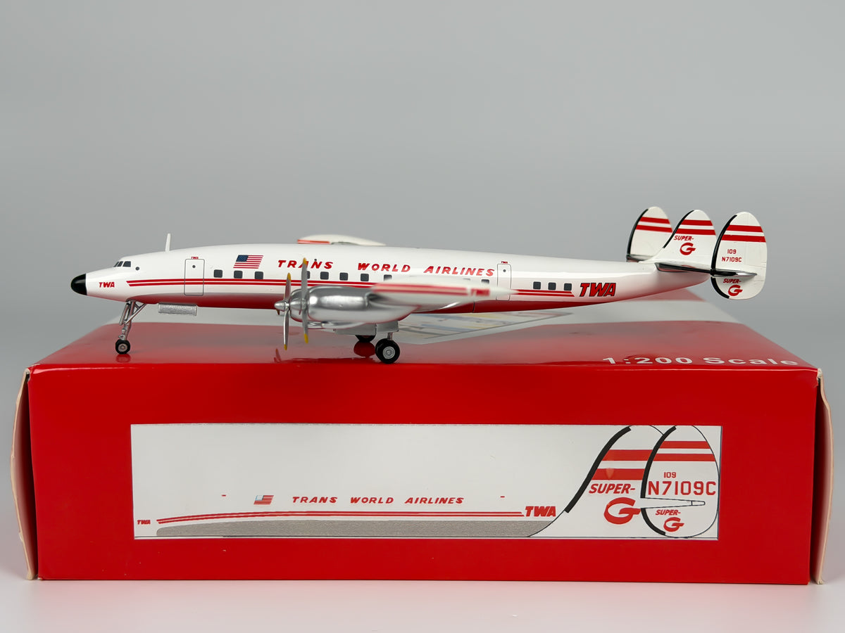 Trans World Airlines (TWA) Lockheed L-1049 1:200 Aeroclassics N7109C (AC219614B)