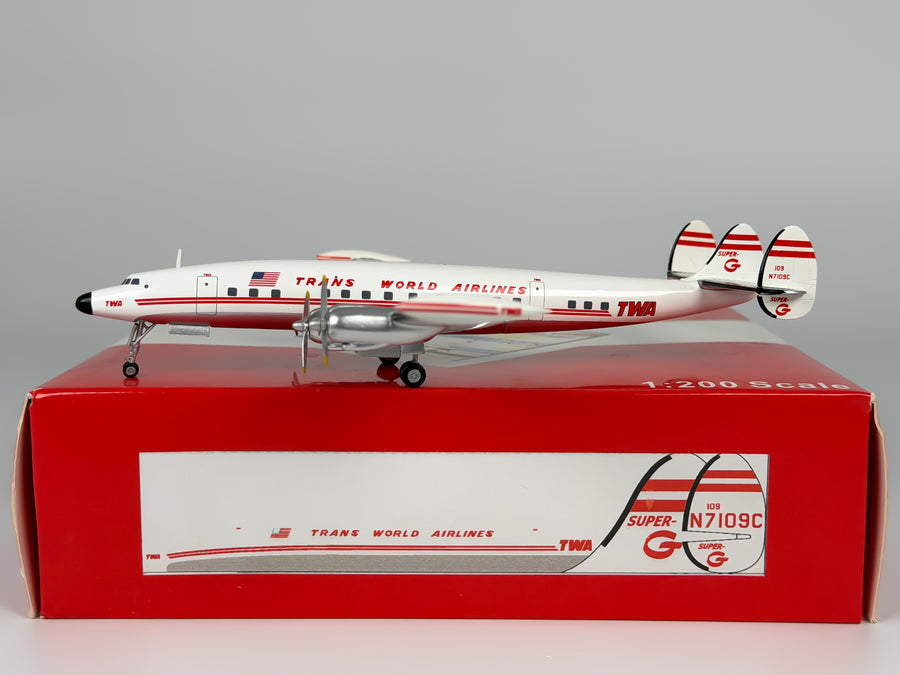 Trans World Airlines (TWA) Lockheed L-1049 1:200 Aeroclassics N7109C (AC219614B)