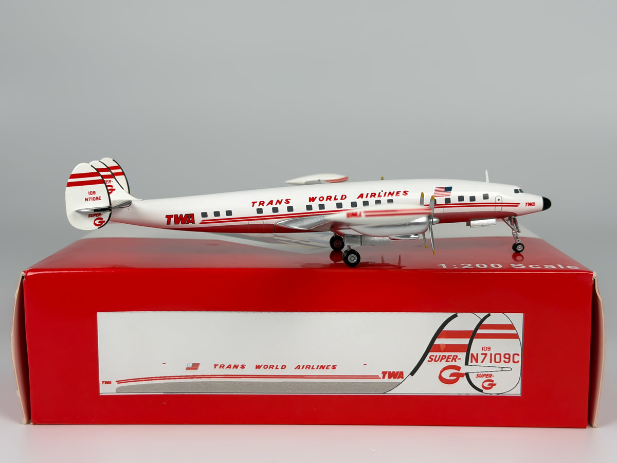 Trans World Airlines (TWA) Lockheed L-1049 1:200 Aeroclassics N7109C (AC219614B)