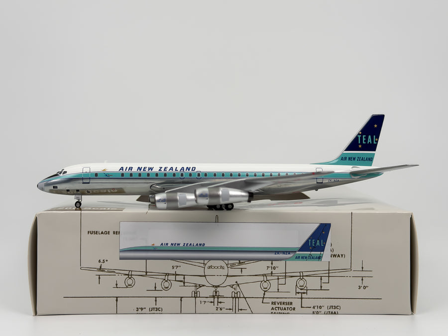 Air New Zealand (TEAL) Douglas DC-8-50 1:200 Aeroclassics ZK-NZA (AC219805)