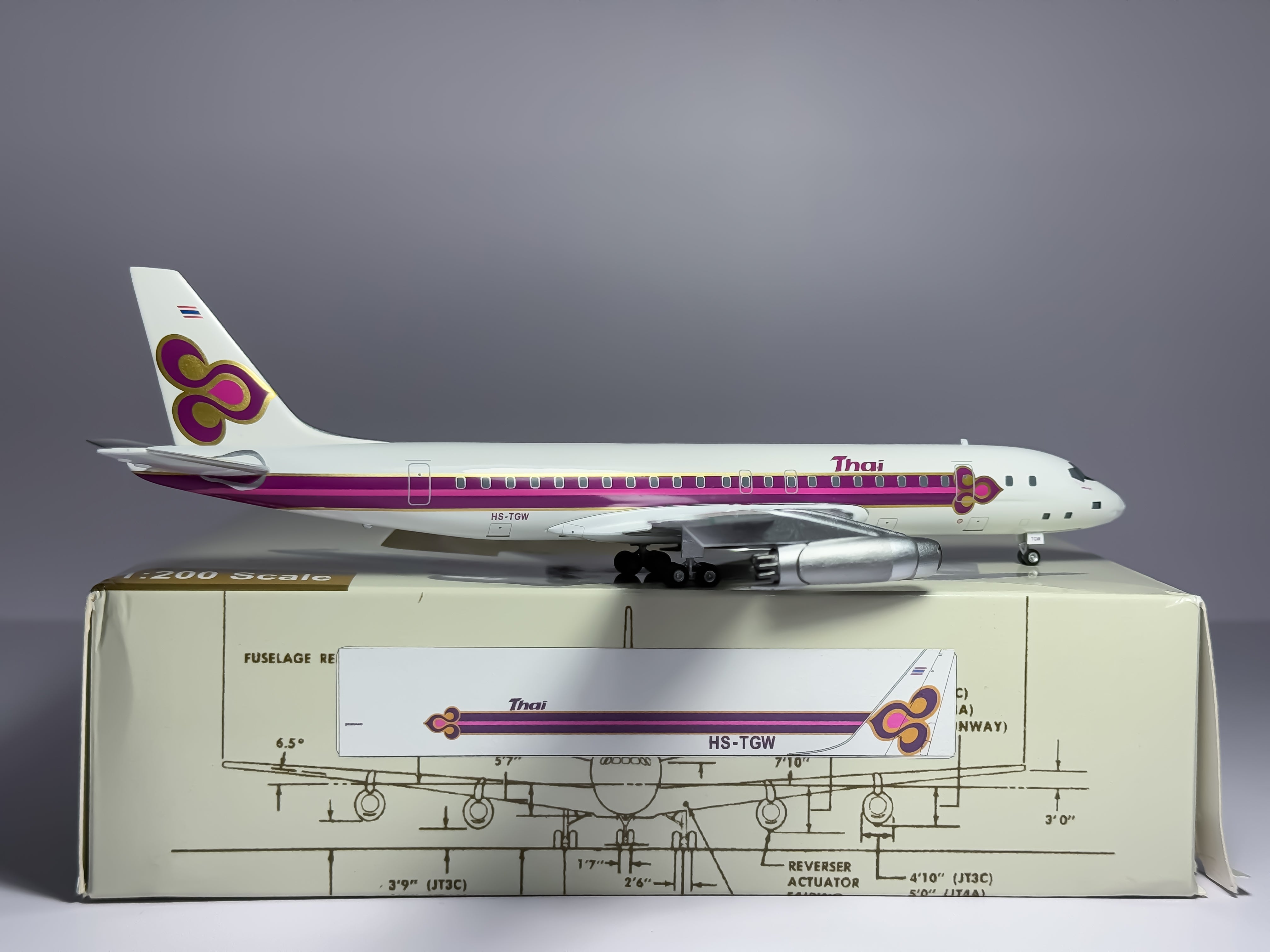 Thai Airways Douglas DC-8-30 1:200 Aeroclassics HS-TGW (AC219894)