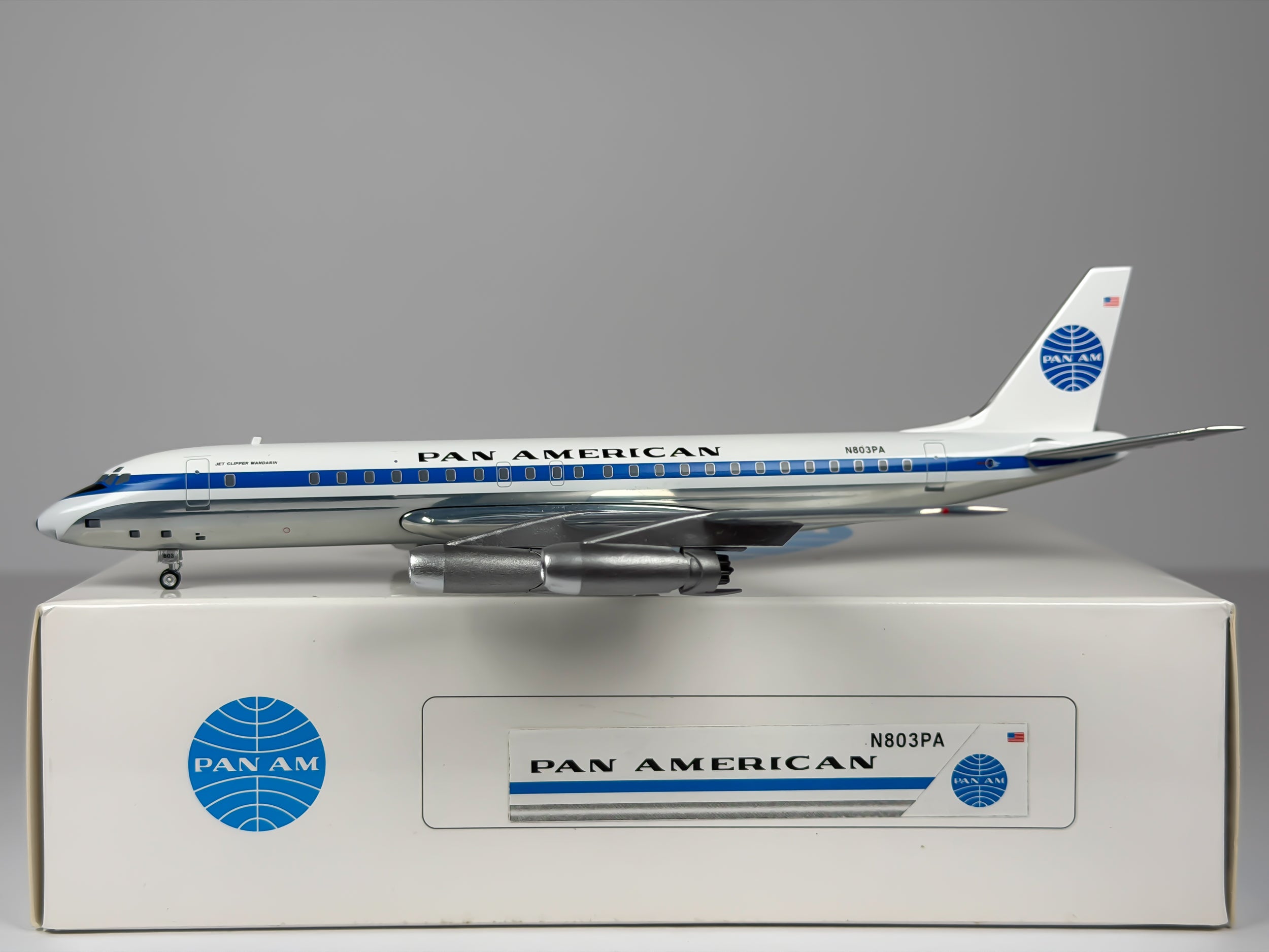 Pan American Douglas DC-8-30 1:200 Aeroclassics N803PA (AC2N803PA)