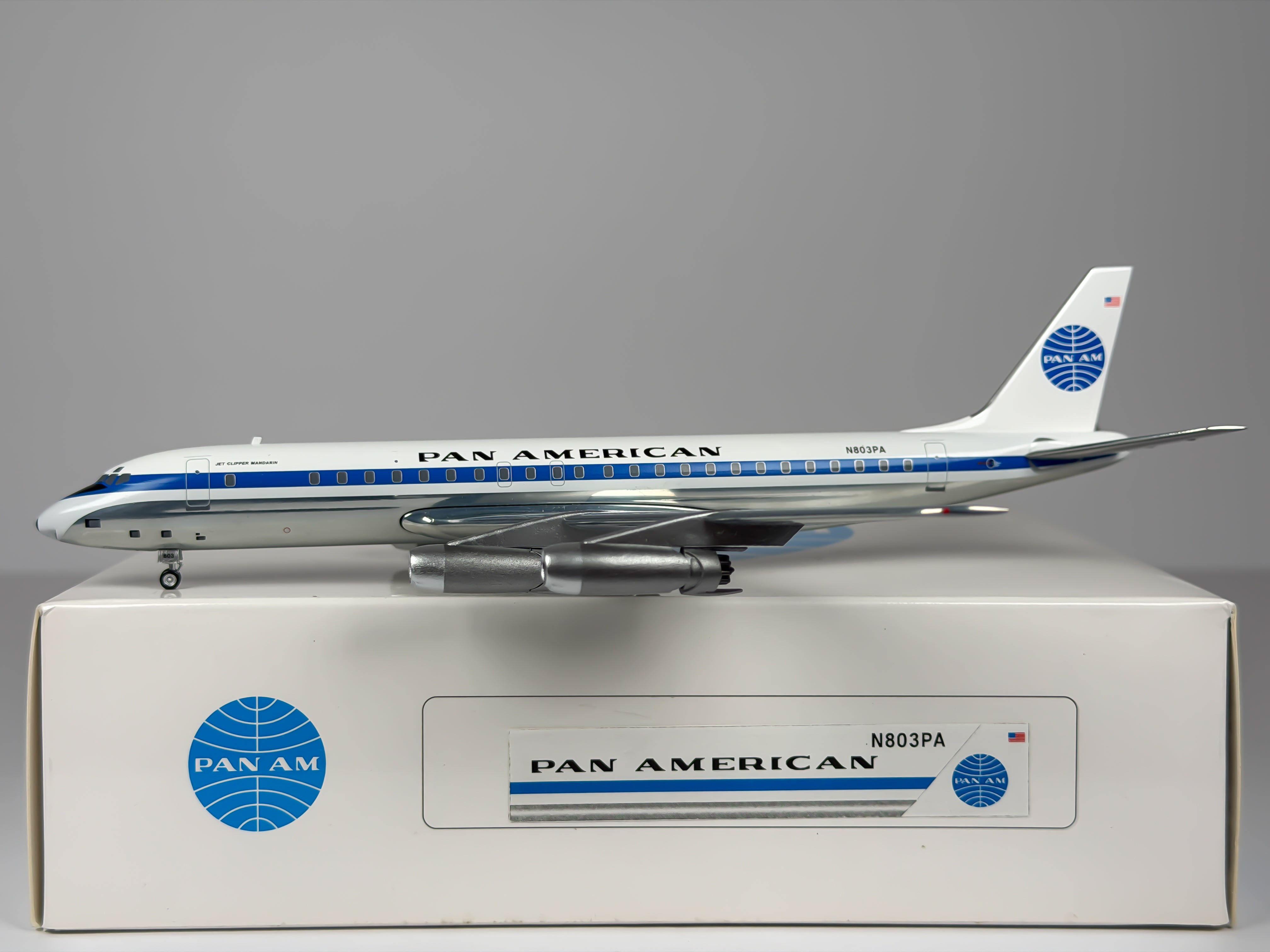 Pan American Douglas DC-8-30 1:200 Aeroclassics N803PA (AC2N803PA)