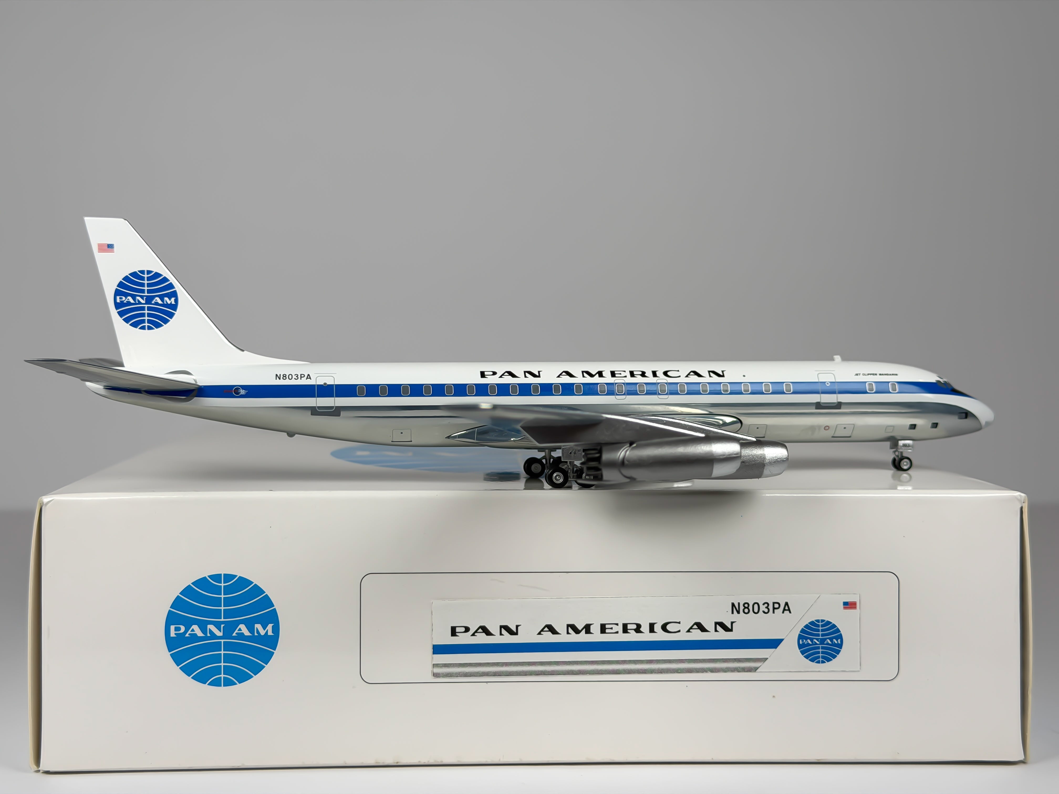 Pan American Douglas DC-8-30 1:200 Aeroclassics N803PA (AC2N803PA)