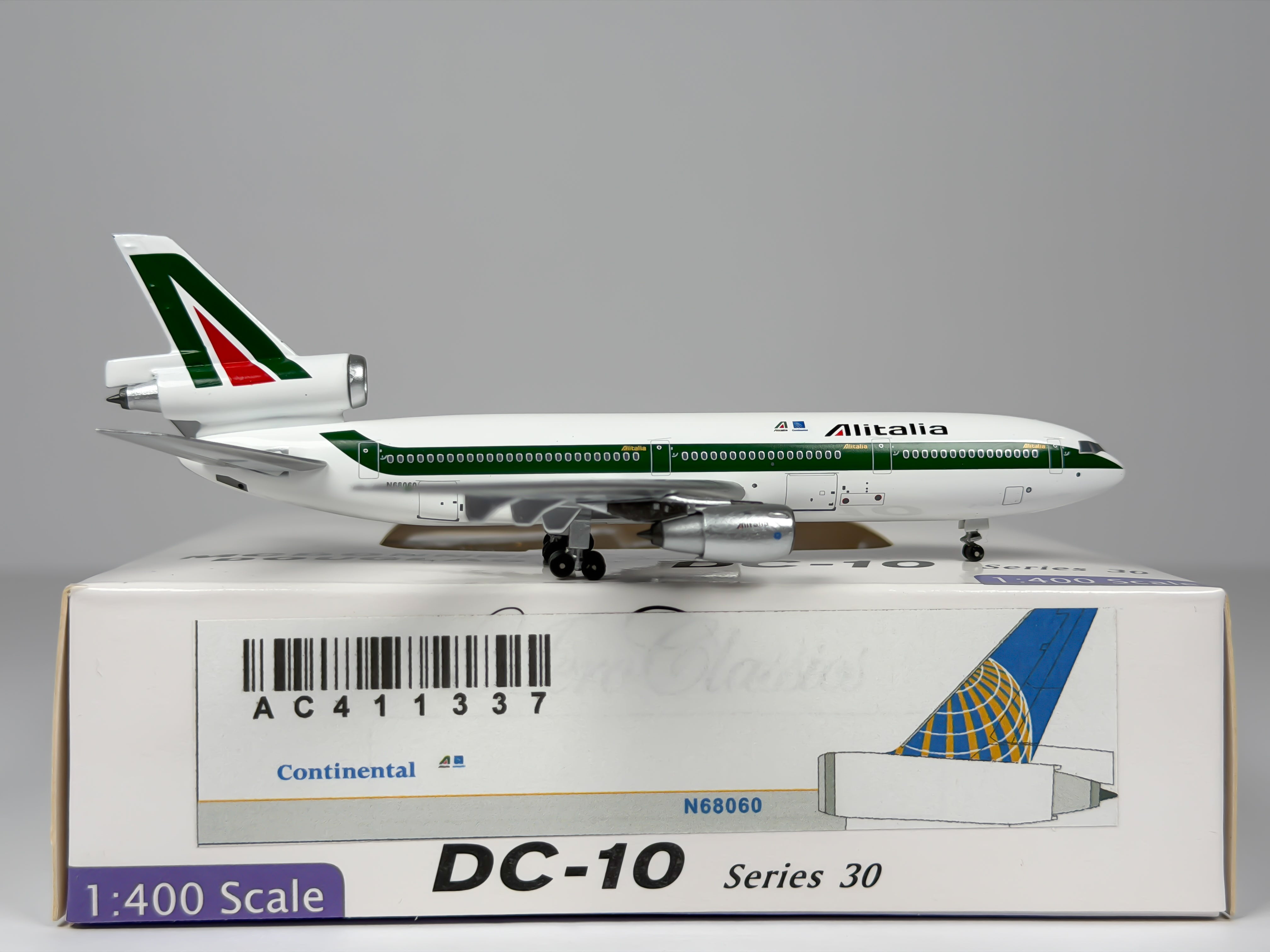 Continental Airlines McDonnell Douglas DC-10-30 1:400 Aeroclassics N68060 (AC411337)